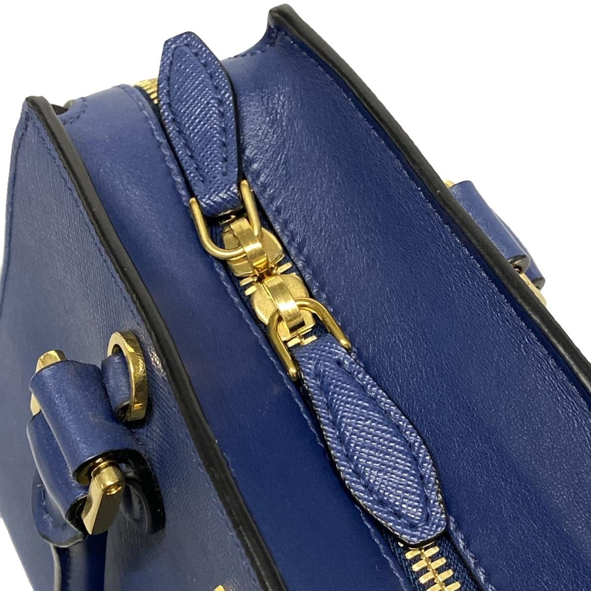 Bolso de hombro de piel saffiano azul marino USADO