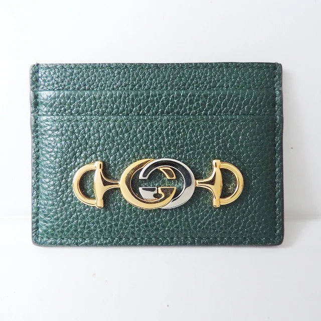 Estuche para tarjetas Zumi de cuero verde GG USADO