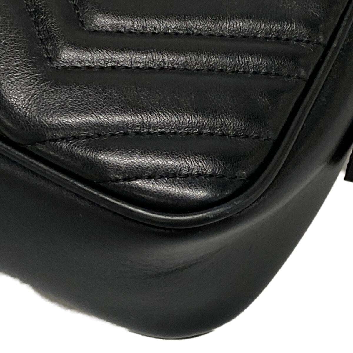 PRE-OWNED GG Marmont Quilting Small Black Leather Shoulder Bag