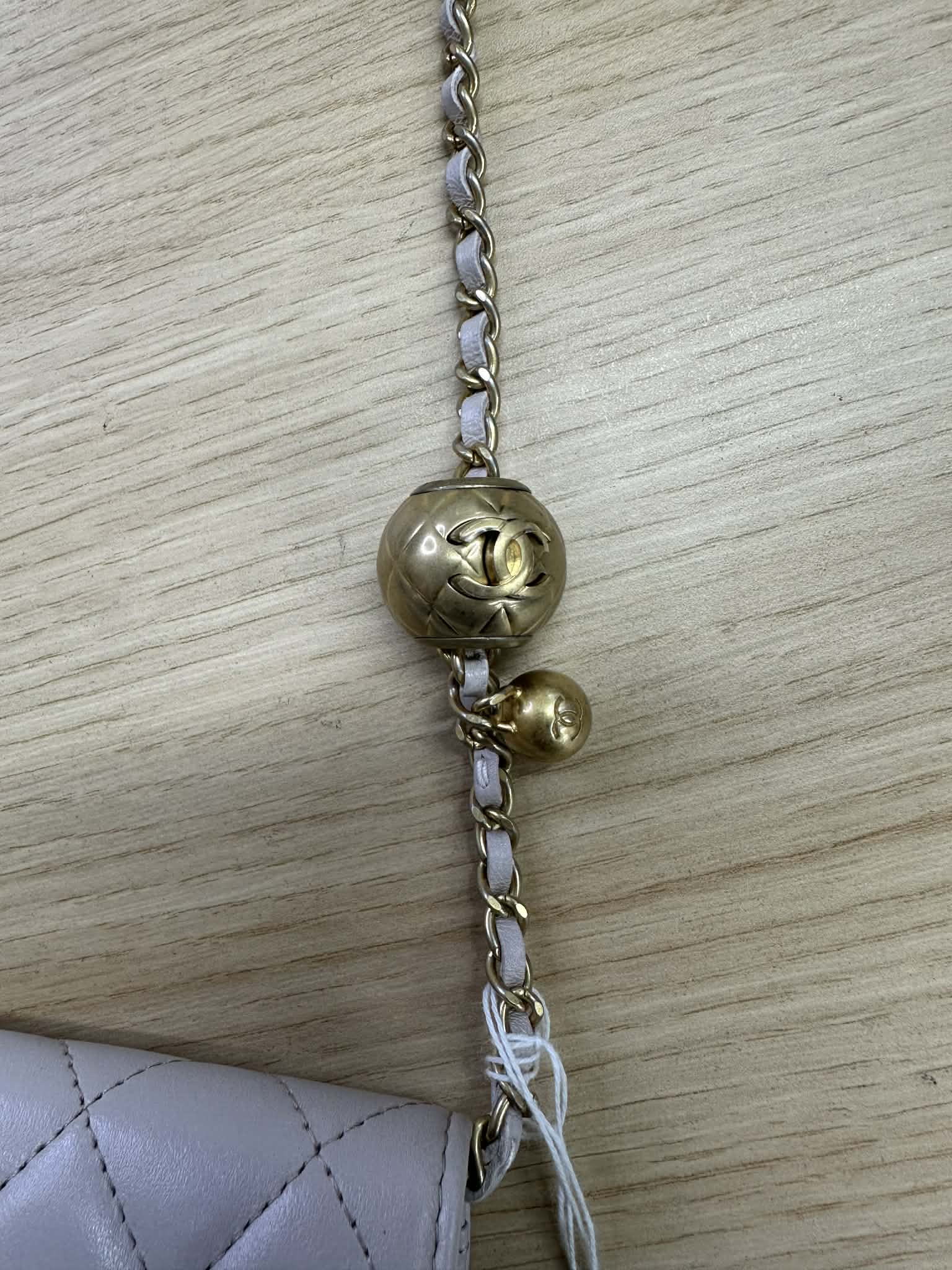 PRE-OWNED CC Chanel
Mini Pearl Crush Clutch With Chain