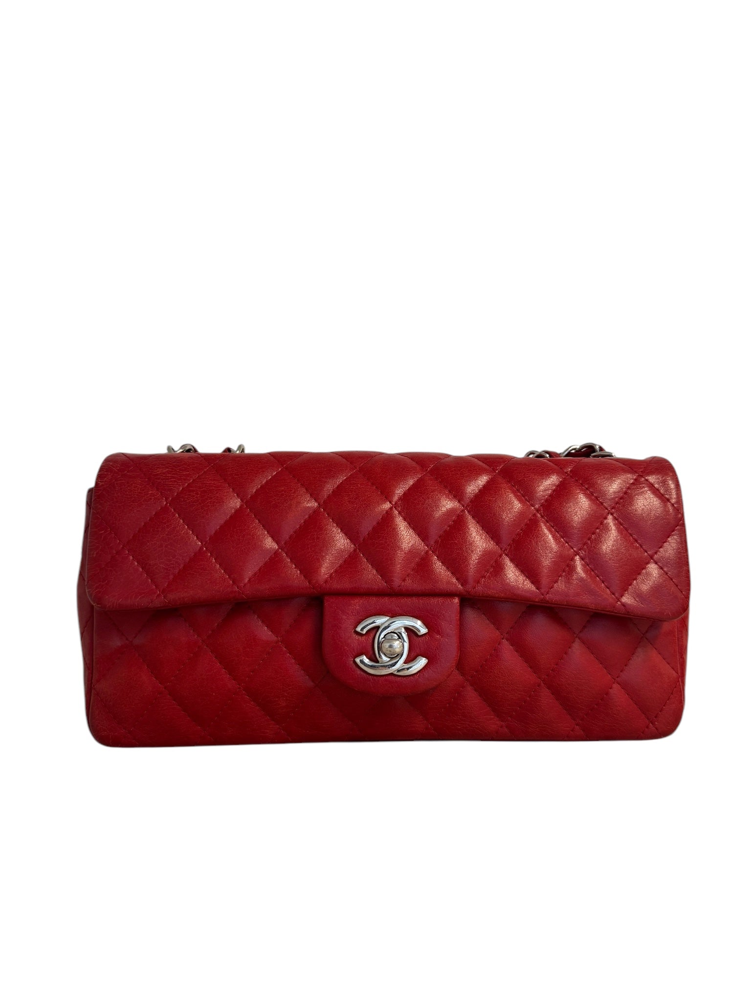 Bolso East West de piel de becerro acolchada roja CC de segunda mano