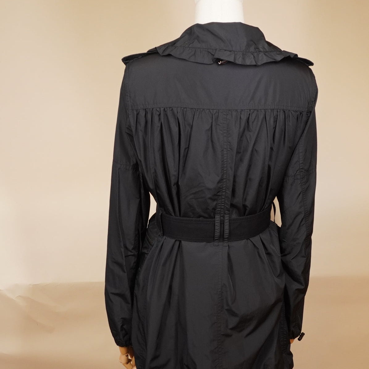 PRE-OWNED Burberry London Belted Raincoat with a Hood