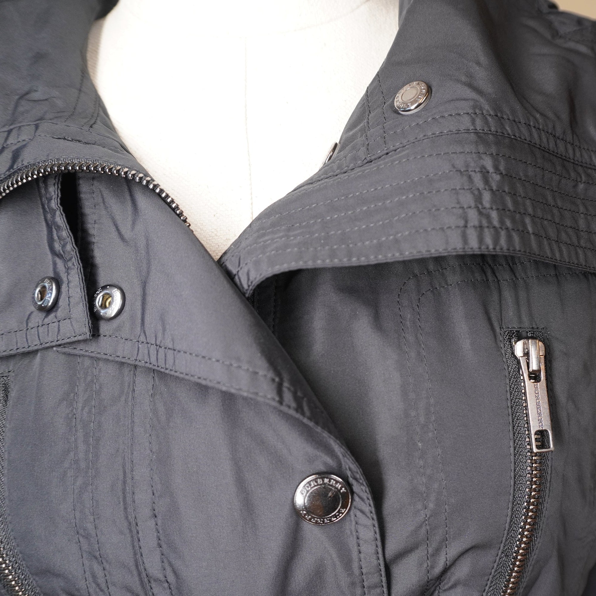 PRE-OWNED Burberry London Belted Raincoat with a Hood