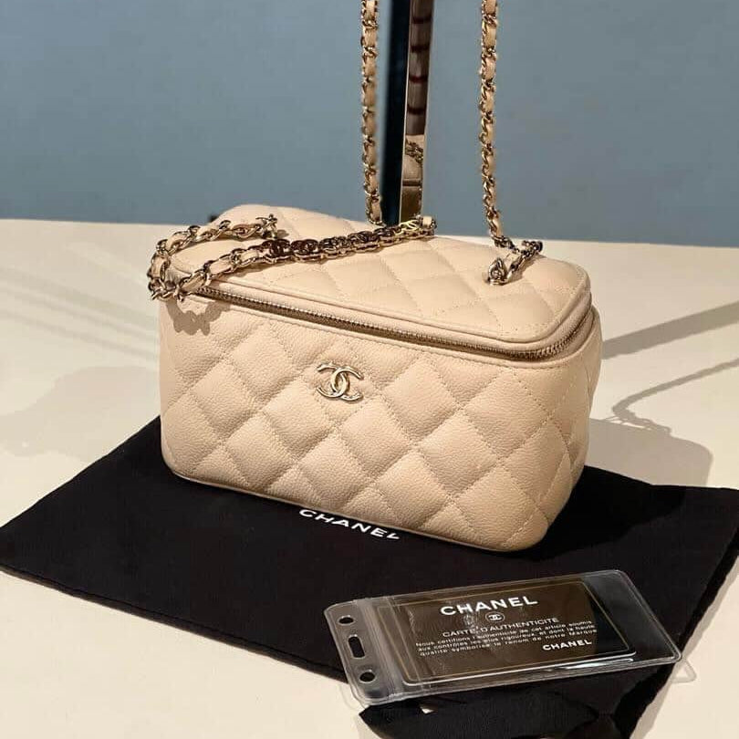 PRE-OWNED CC Caviar Quilted Small Tiny CC Vanity Case With Chain Beige