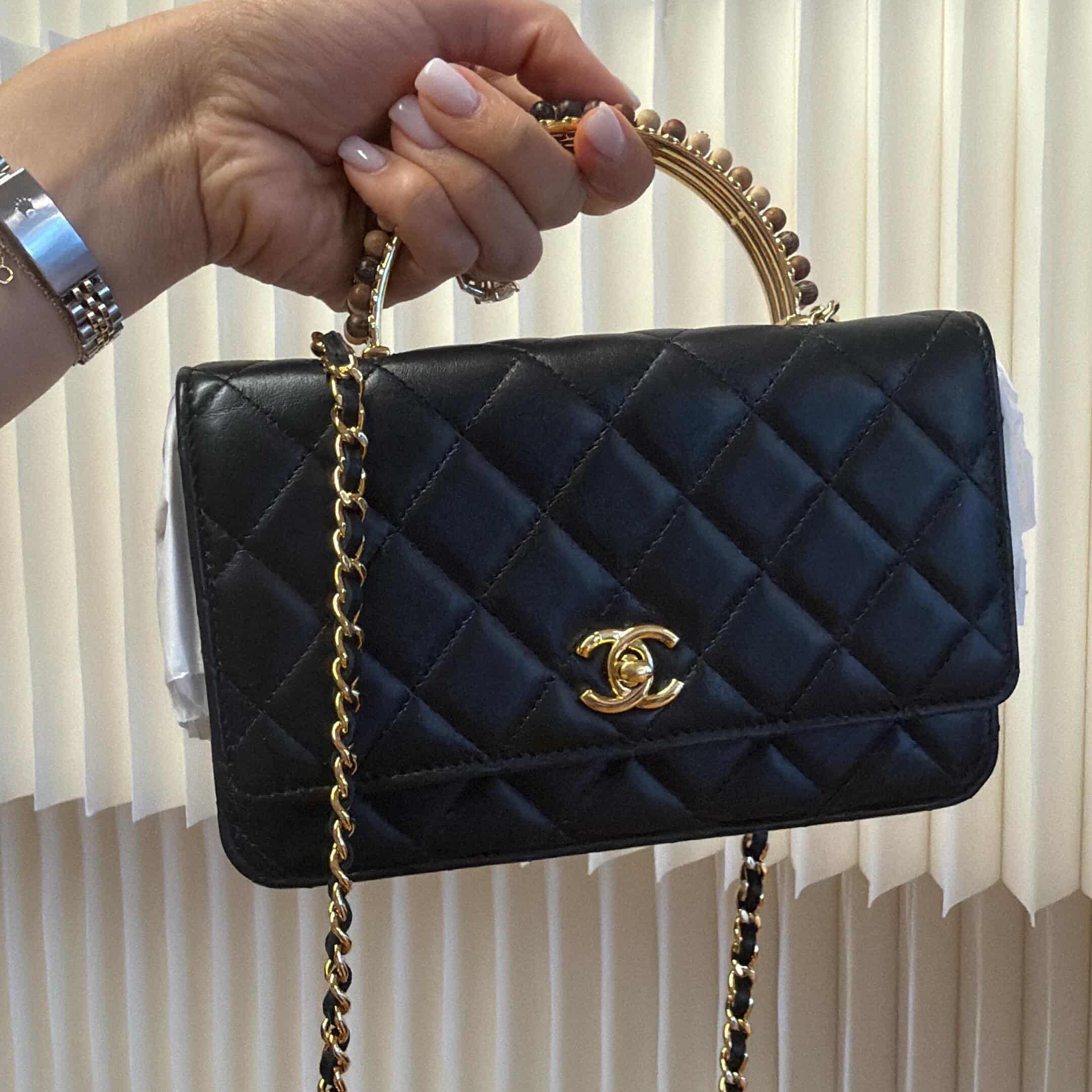 PRE-OWNED CC Wallet On Chain With Handle Black