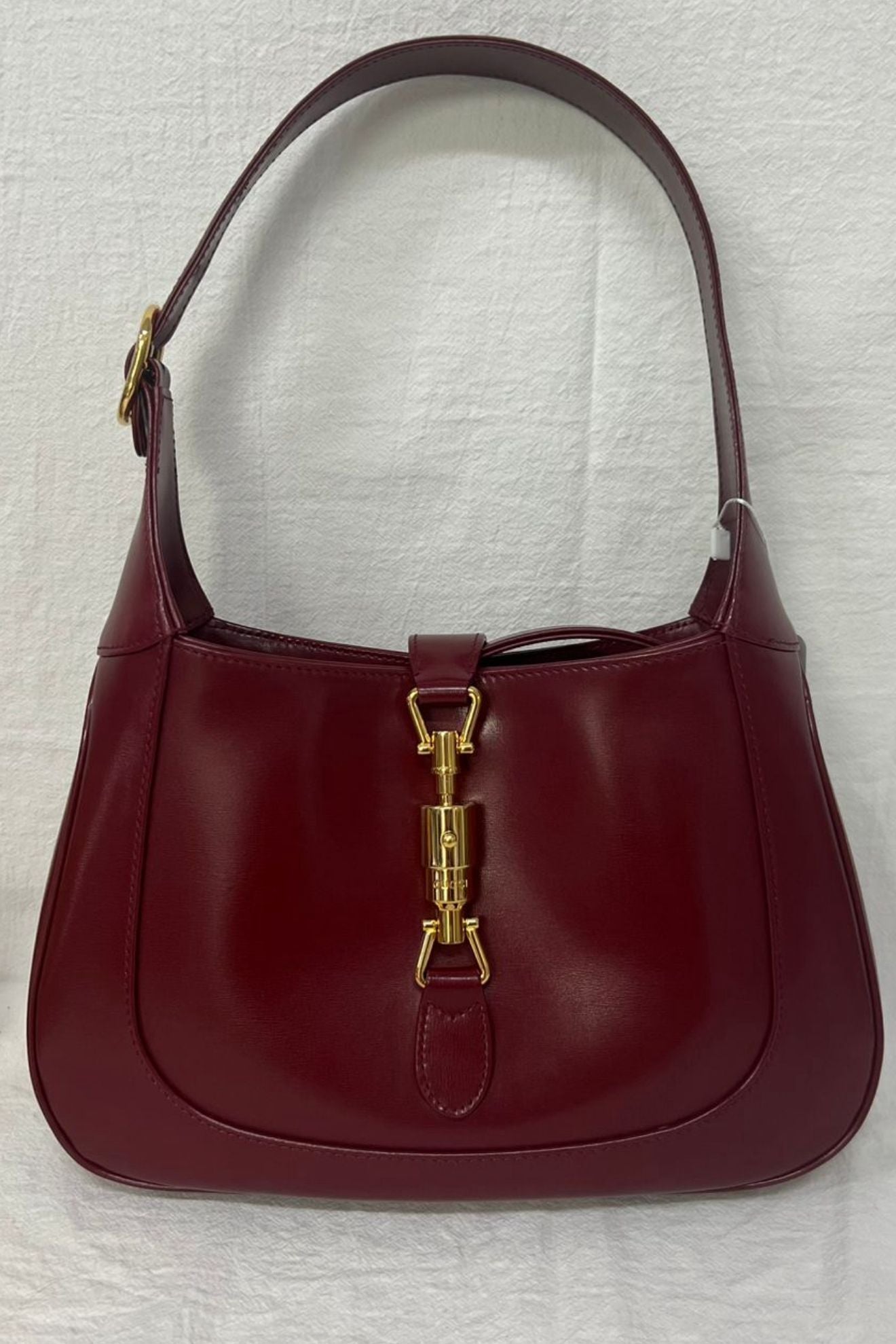 PRE-OWNED Boarded Dyana Lux Calfskin Jackie 1961 Hobo Burgundy ( I PARTE)