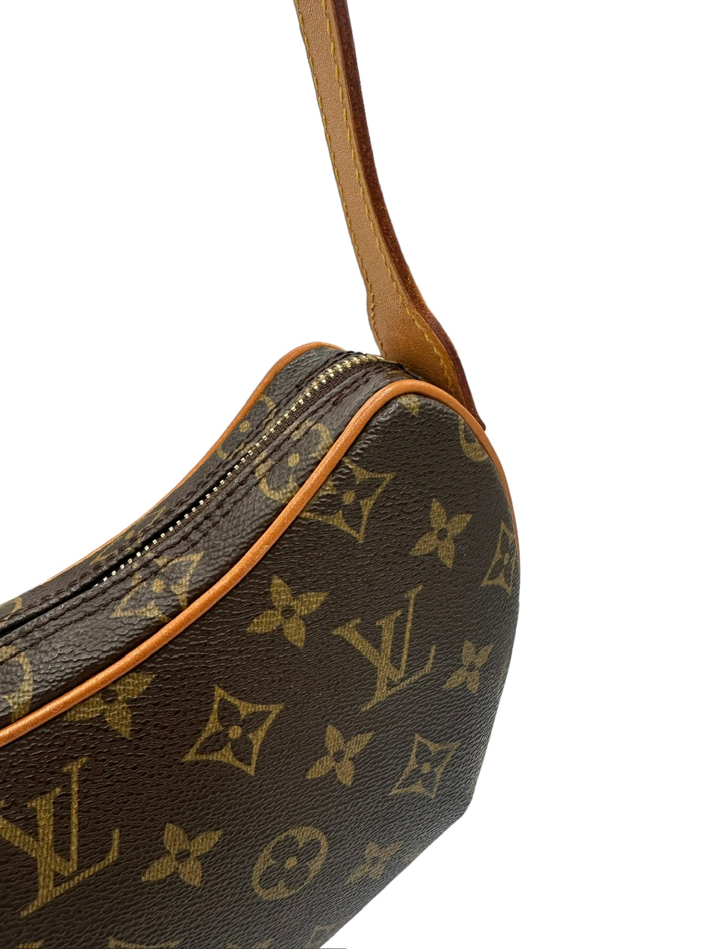 LOUIS VUITTON - Croissant PM Handbag