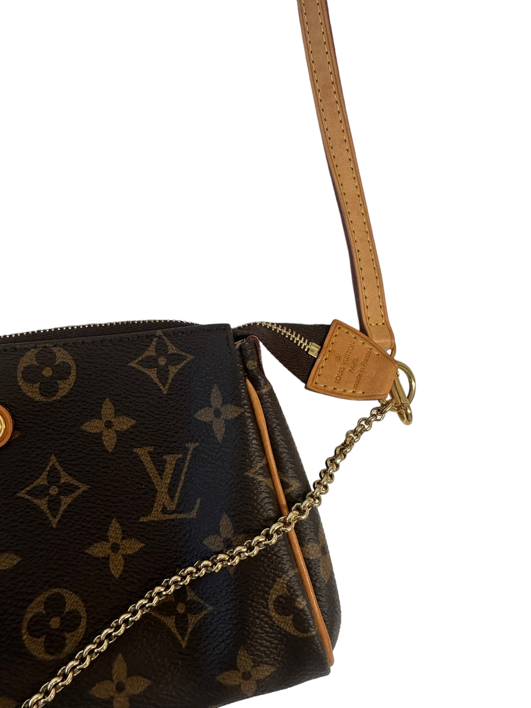 LOUIS VUITTON - Monogram Canvas Eva Clutch