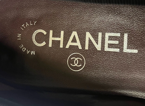 CHANEL - Black Leather Shoes