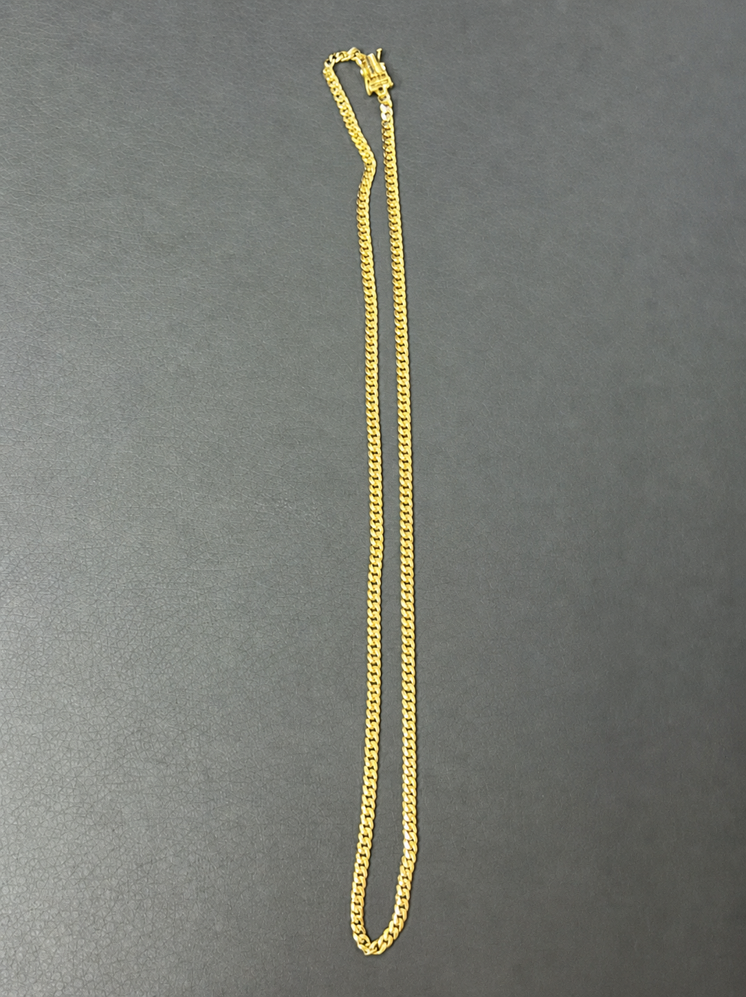 PRE-OWNED Necklace gold yellow 14k