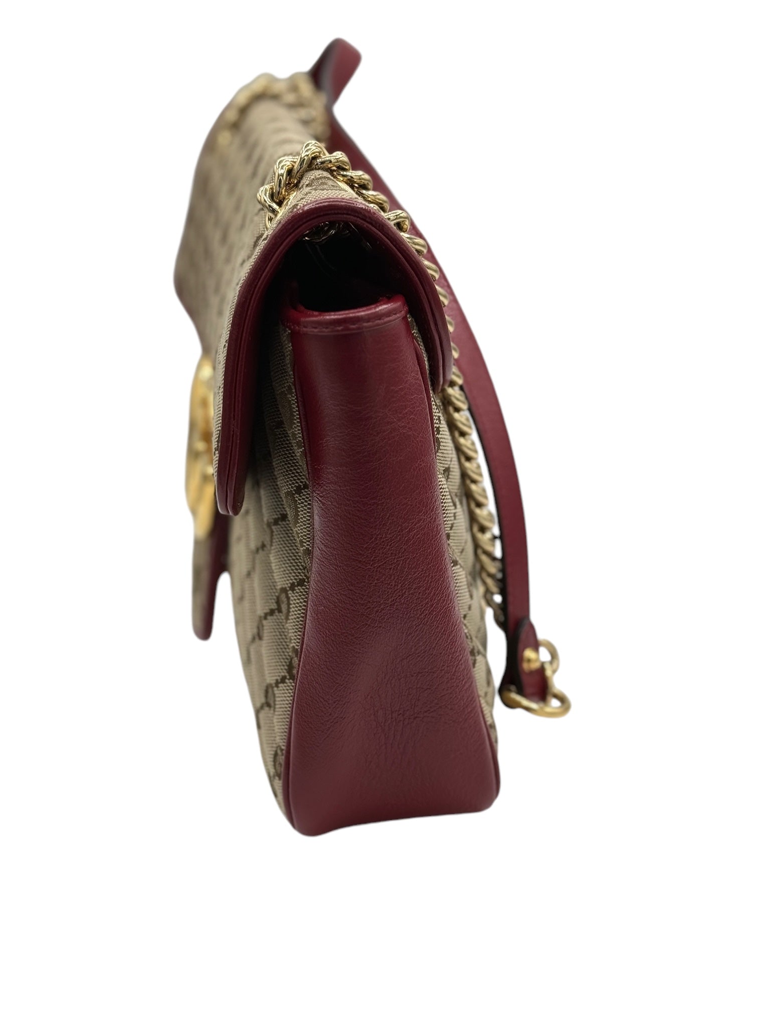 Bolso bandolera mediano GG Marmont de piel de becerro con monograma Azalea en color beige, ébano y rojo cereza nuevo de segunda mano
