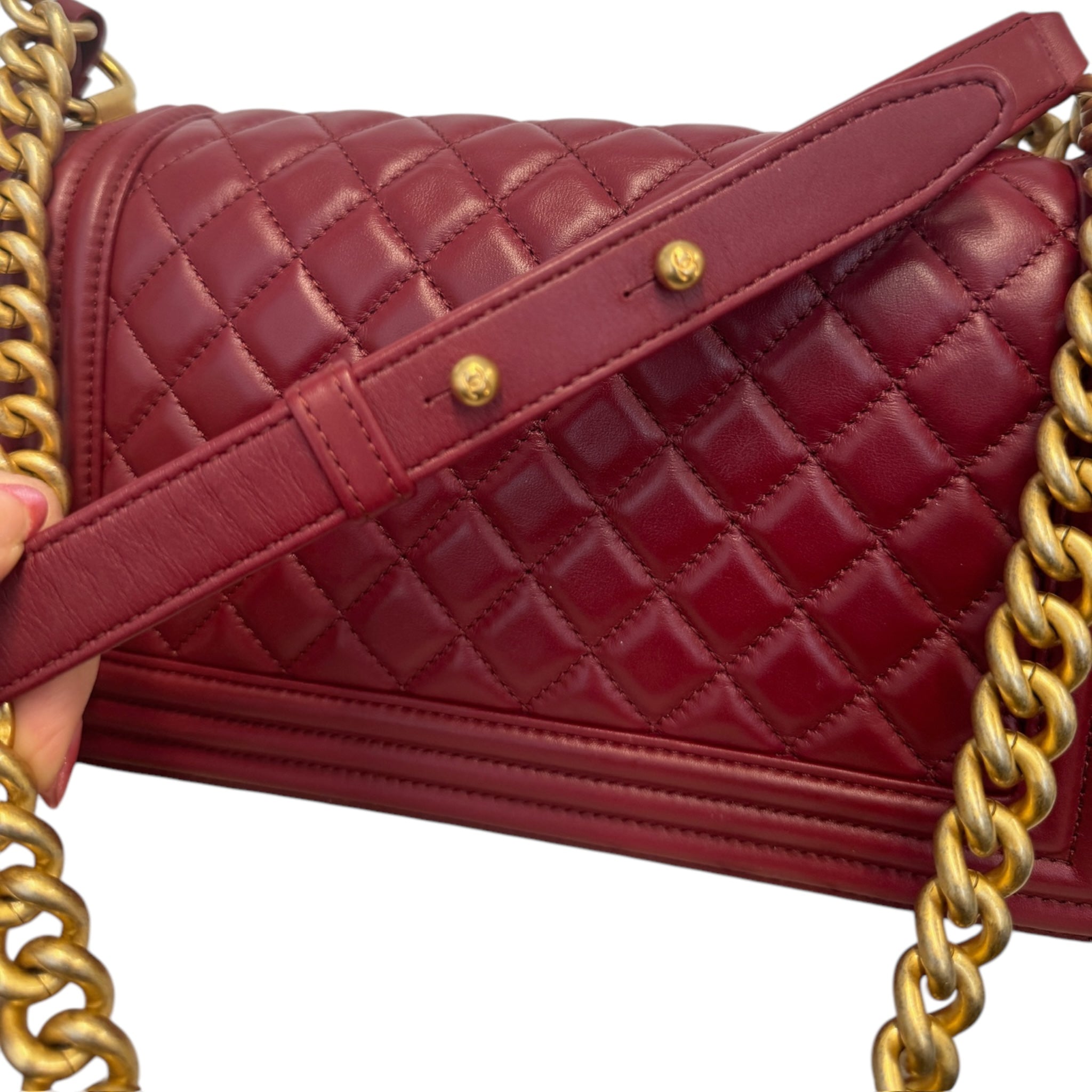 Bolso mediano para niño CC de piel de cordero acolchada roja de segunda mano