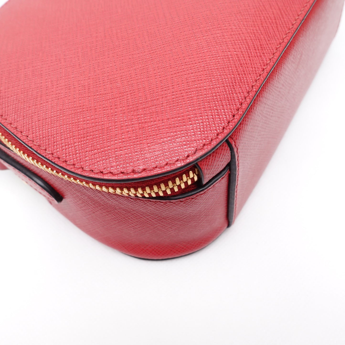 PRE-OWNED Red Saffiano Lux Odette Crossbody Fuoco Bag