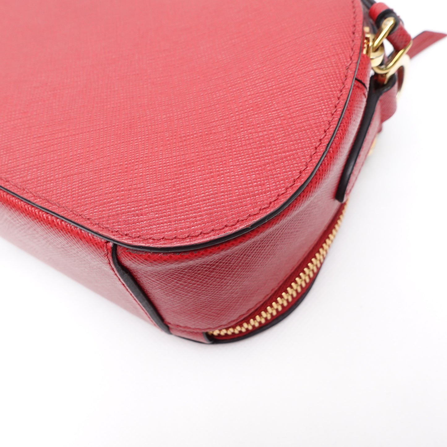 PRE-OWNED Red Saffiano Lux Odette Crossbody Fuoco Bag