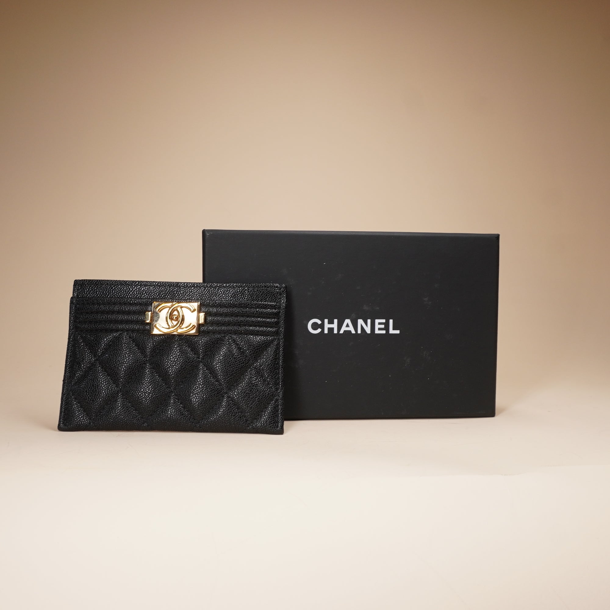 PRE-OWNED CC Black Quilted Caviar Boy Card Holder Pale Gold Hardware
