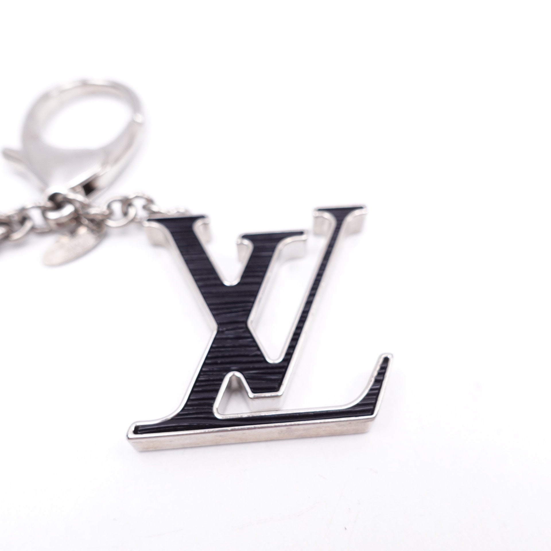 Charm para bolso Epi LV Black D' Fleur de segunda mano