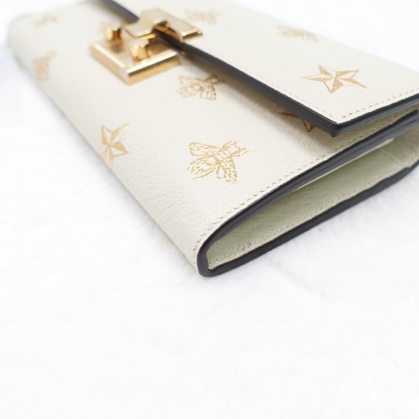 PRE-OWNED GG Grained Calfskin Bee Star Continental Chain Wallet