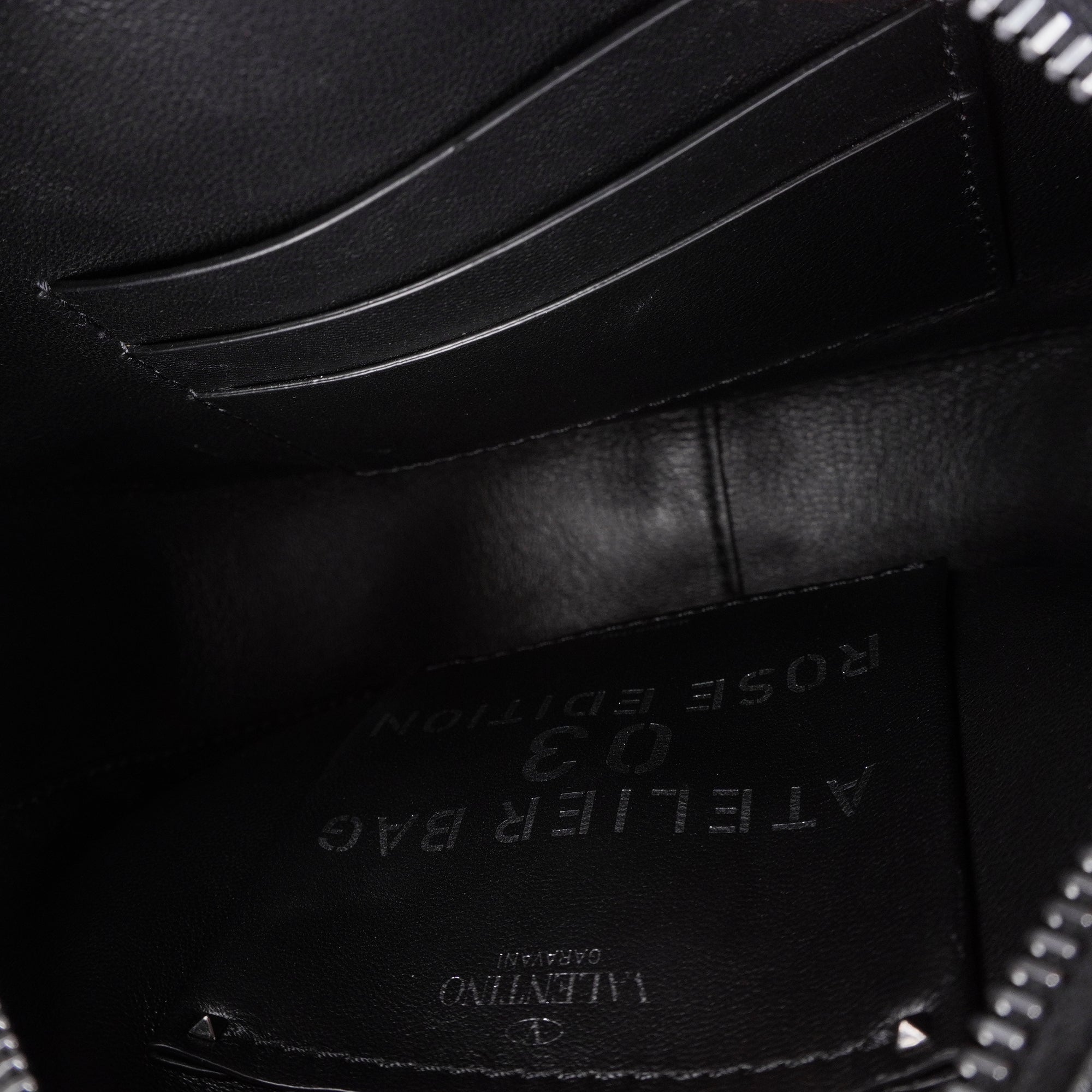 PRE-OWNED Black Atelier Rose 03 Leather Round Crossbody Bag