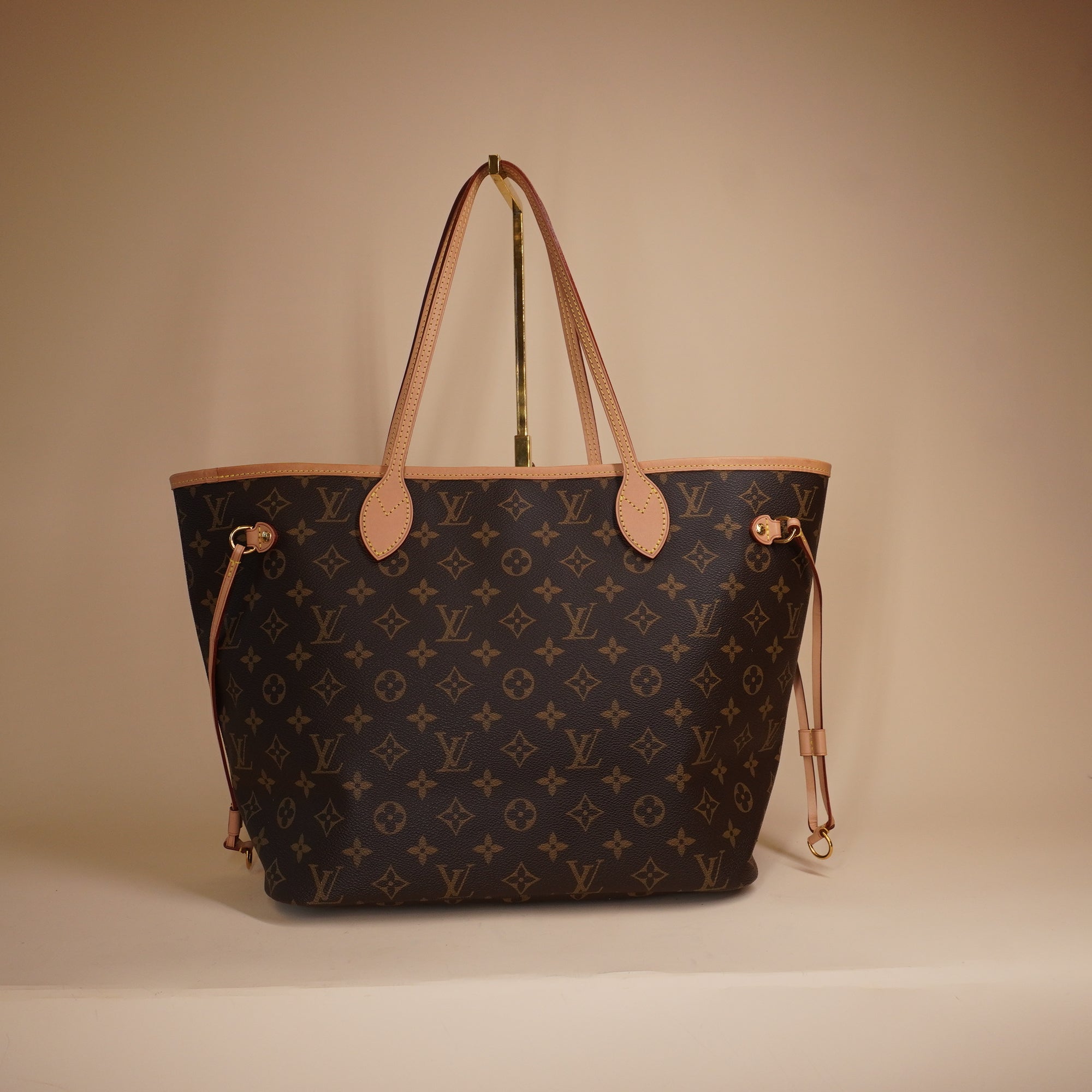 PRE-OWNED LV Monogram Canvas Neverfull MM Shoulder Bag