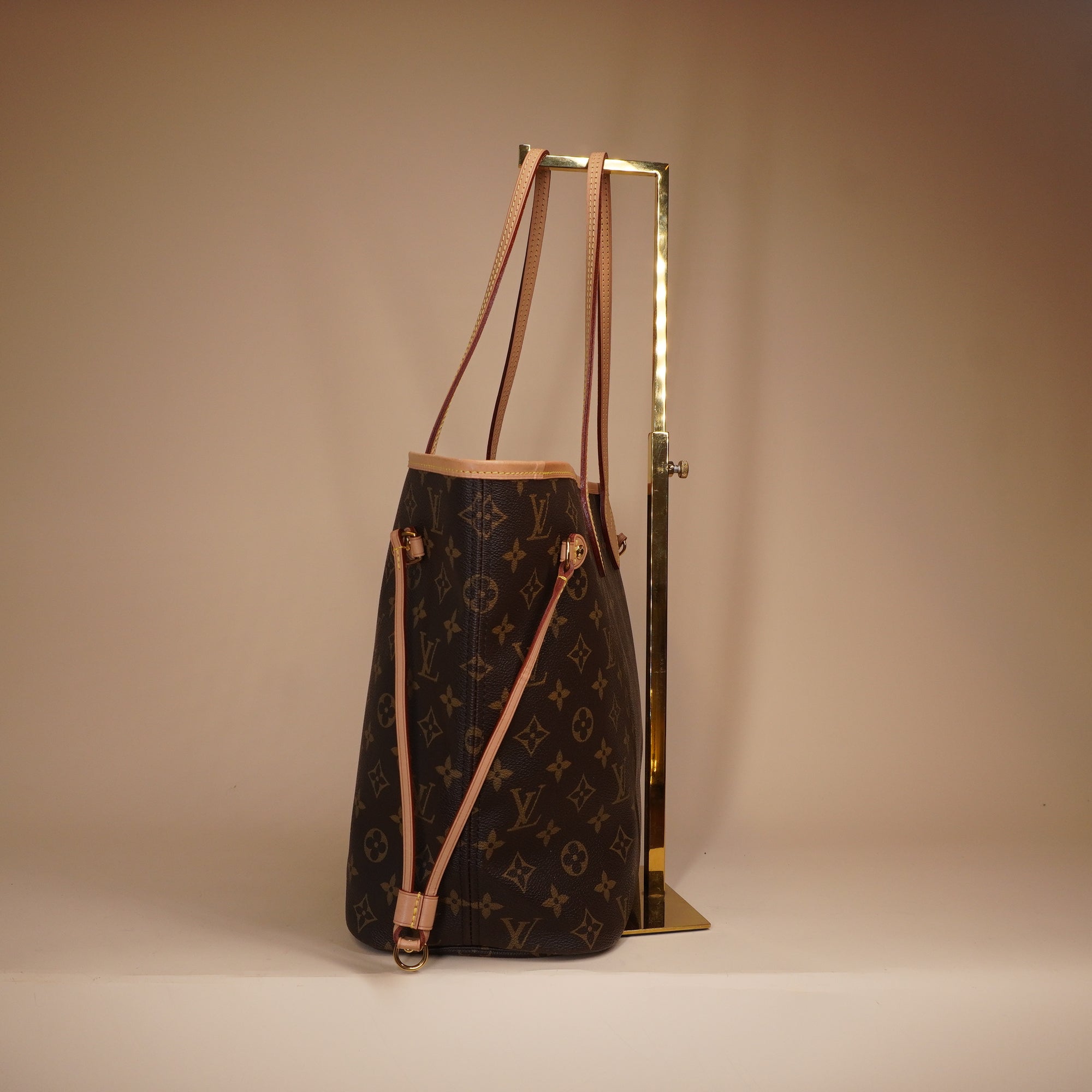 PRE-OWNED LV Monogram Canvas Neverfull MM Shoulder Bag