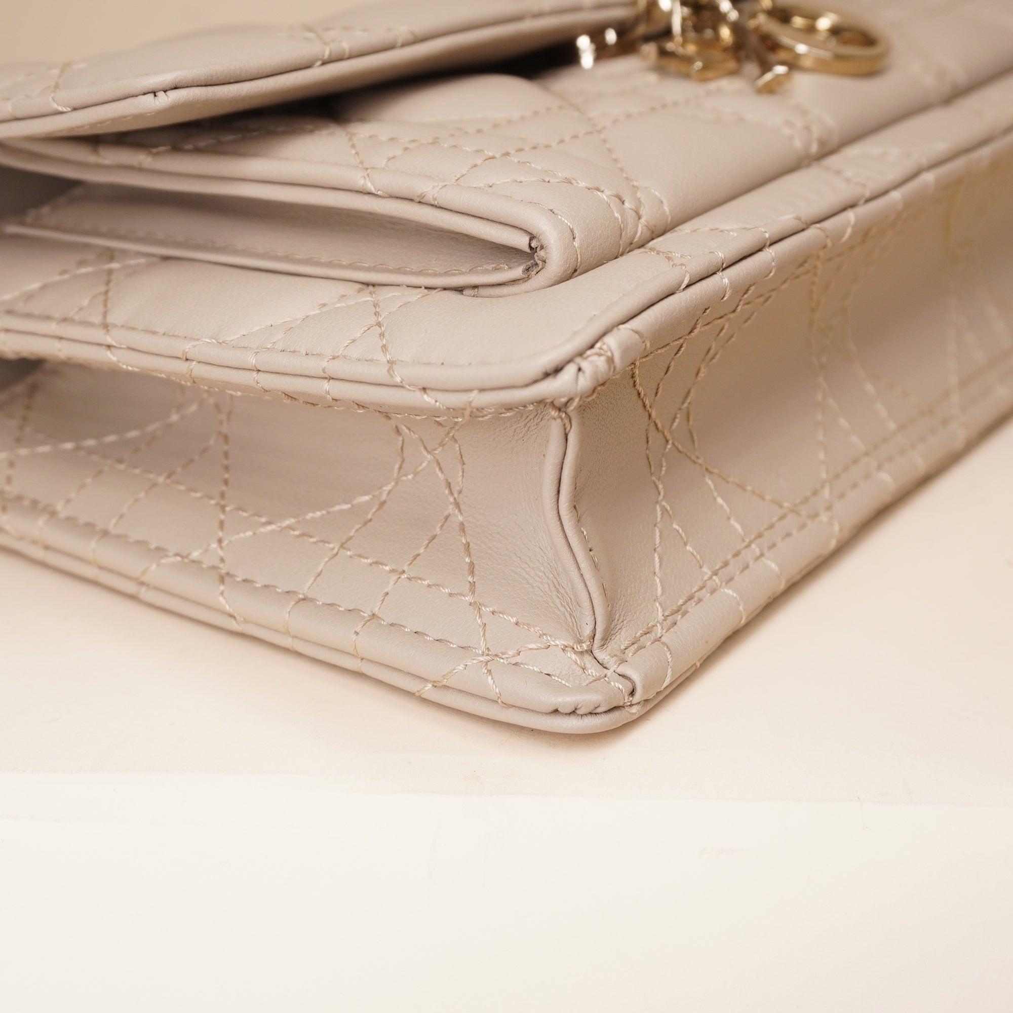 PRE-OWNED Lambskin Chain Pouch or Shoulder Bag