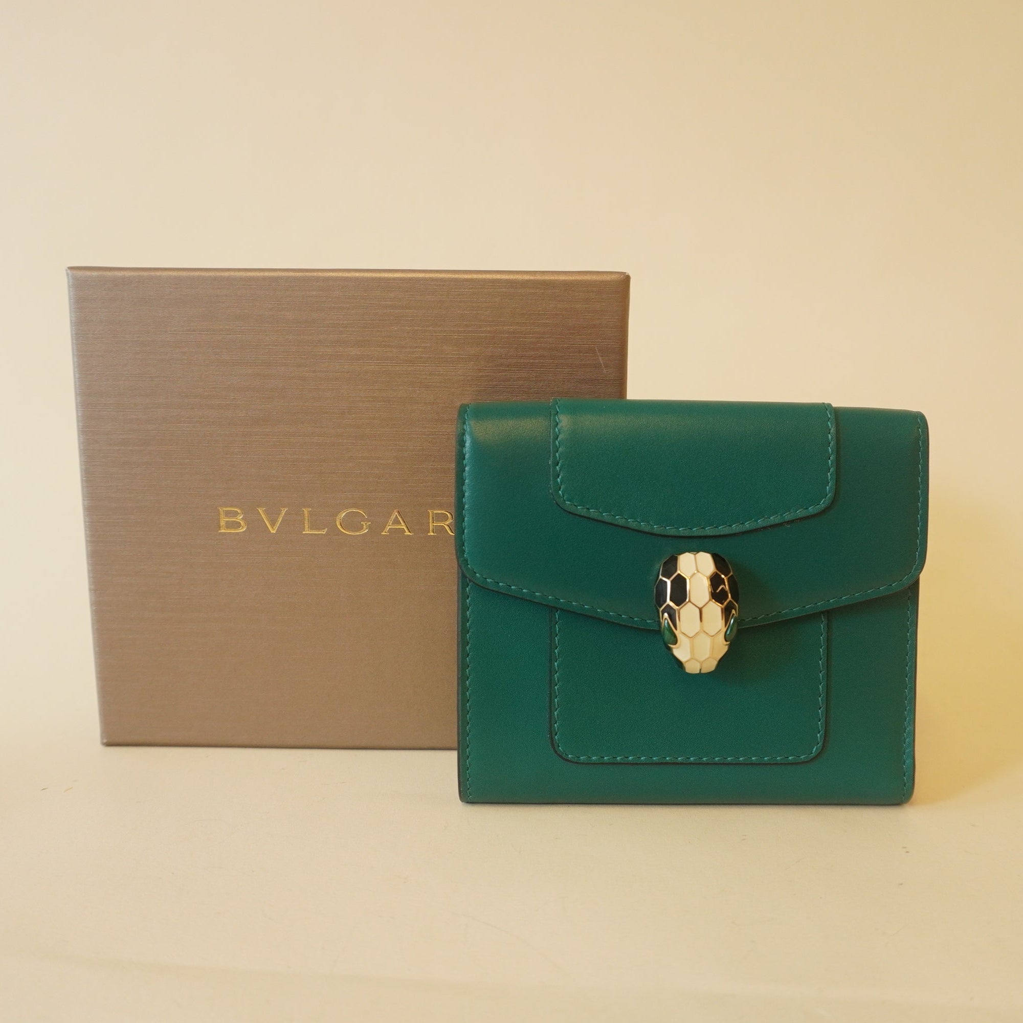 PRE-OWNED Serpenti Green Leather Short Wallet