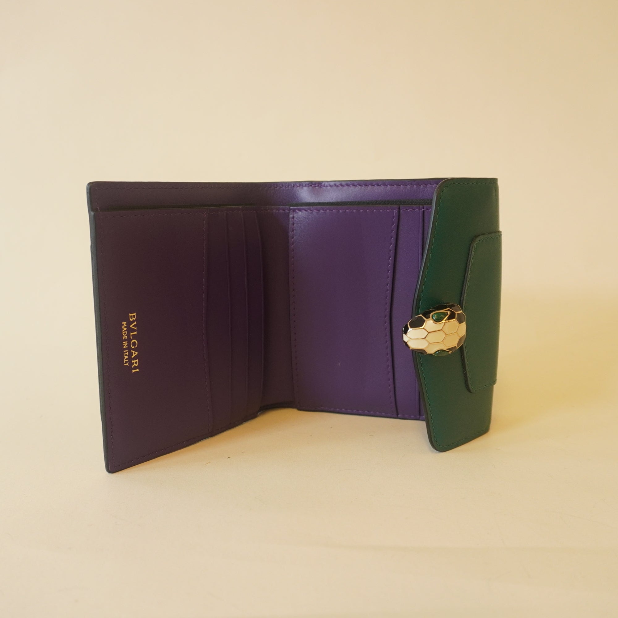 PRE-OWNED Serpenti Green Leather Short Wallet