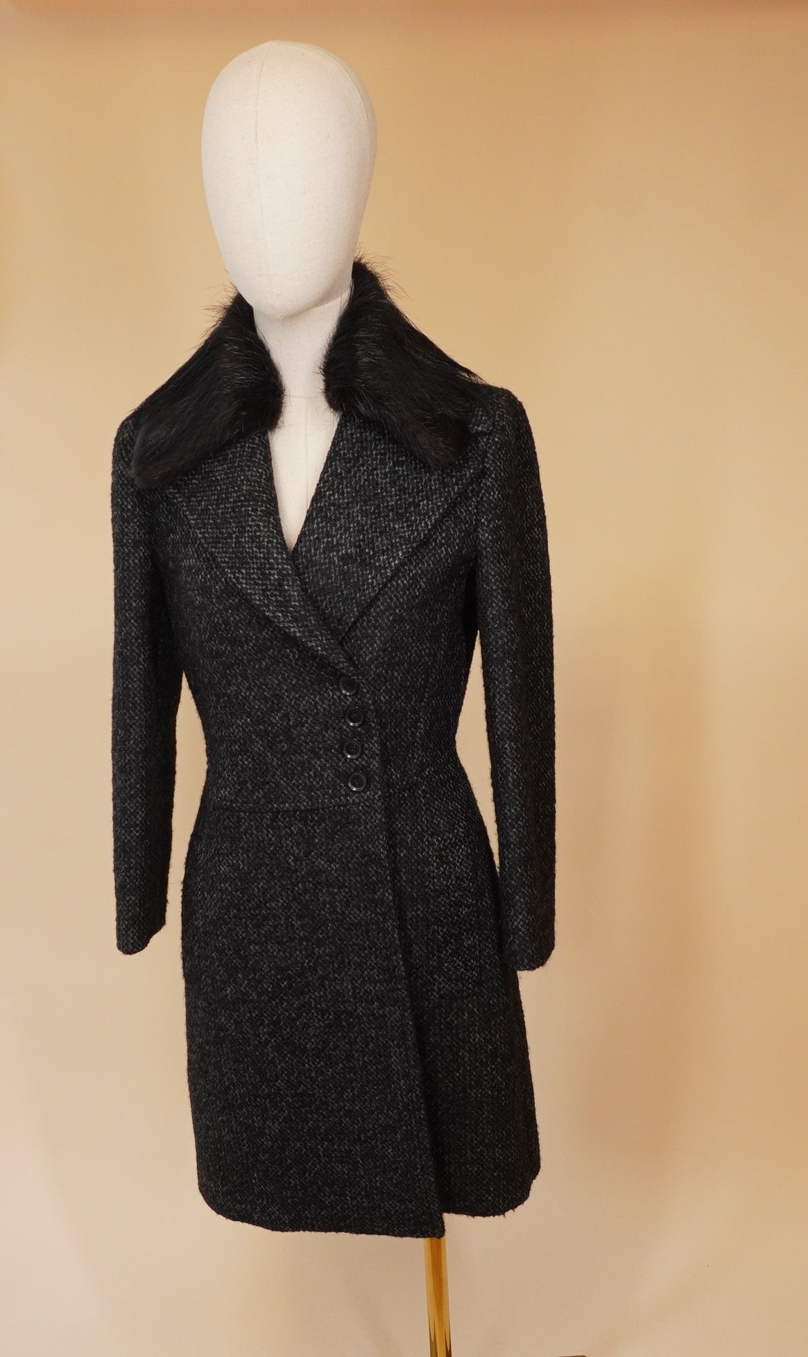 PRE-OWNED GG Tweed Bouclé Coat with Fur Collar SIZE 38