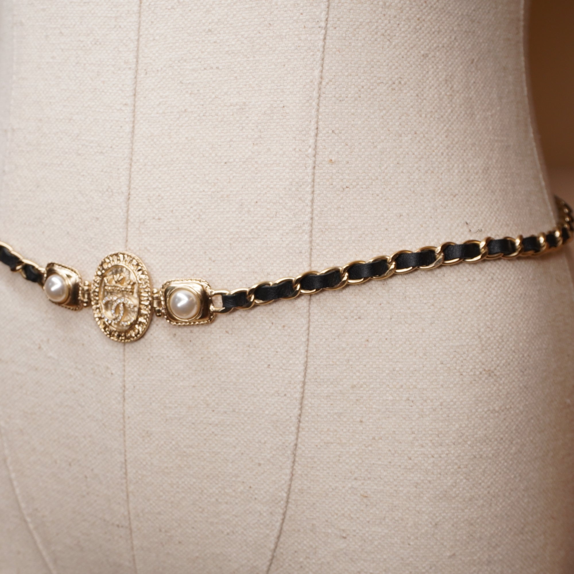 PRE-OWNED CC Coco Mark Charm Belt Chain