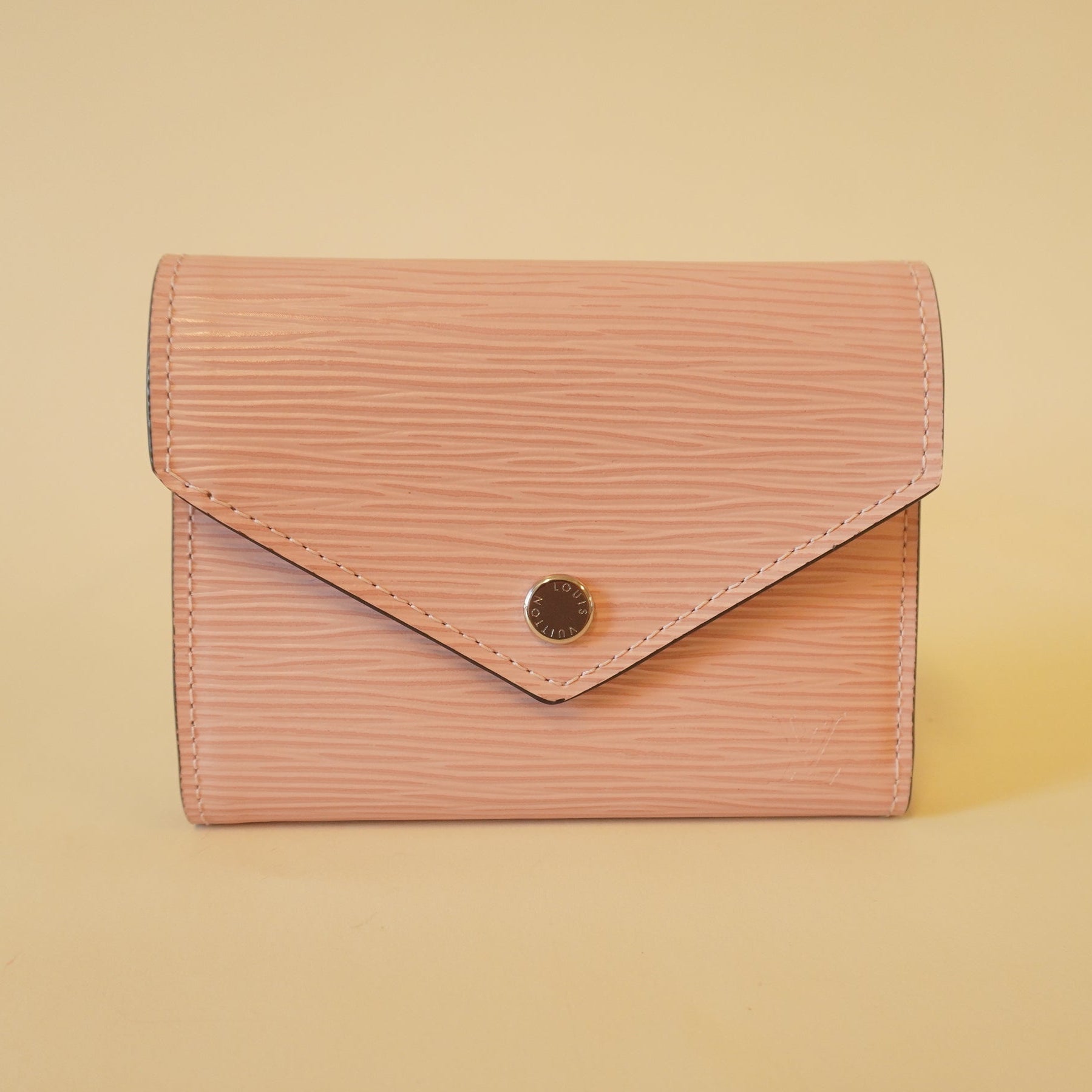 PRE-OWNED LV Rose Ballerine Epi Leather Victorine Wallet