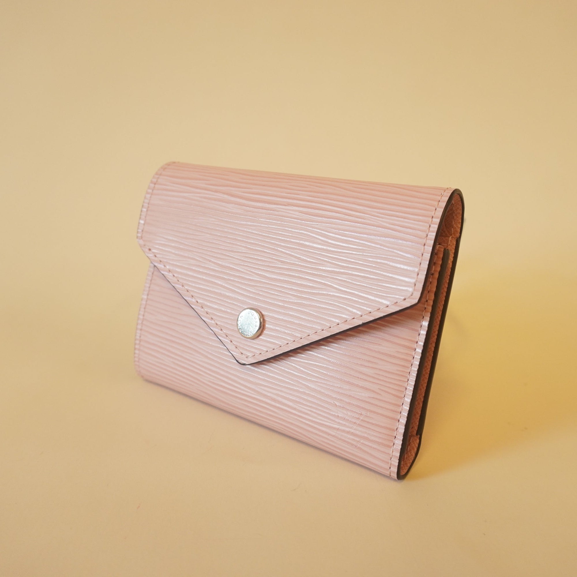 PRE-OWNED LV Rose Ballerine Epi Leather Victorine Wallet