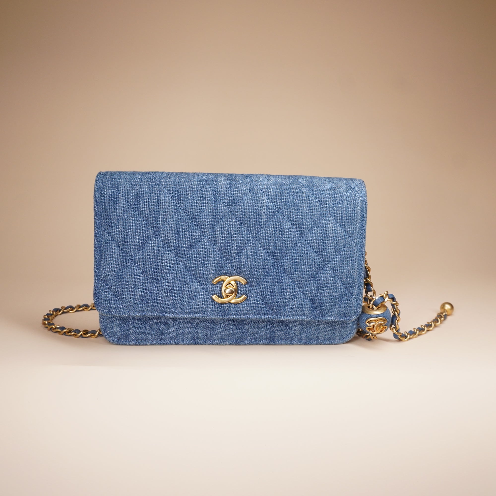 PRE-OWNED Denim Quilted CC Pearl Crush Wallet on Chain