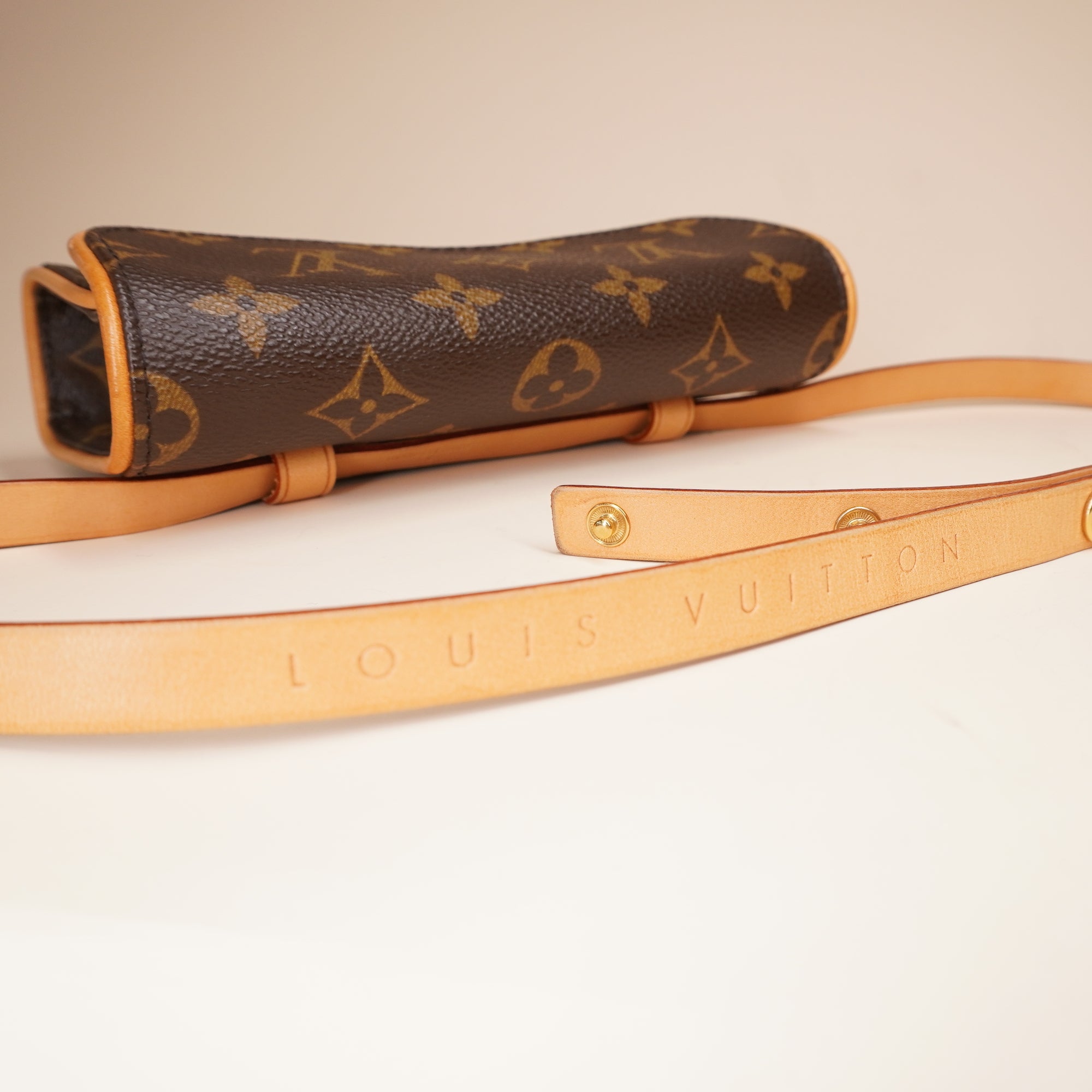 PRE-OWNED LV Monogram Pochette Florentine Brown Belt Bag