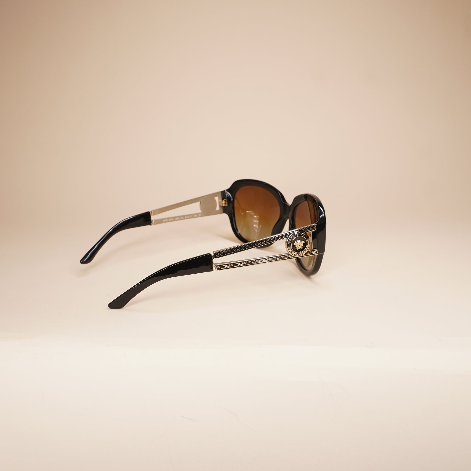 PRE-OWNED Sunglasses Women's Black/Polarized Brown Gradient