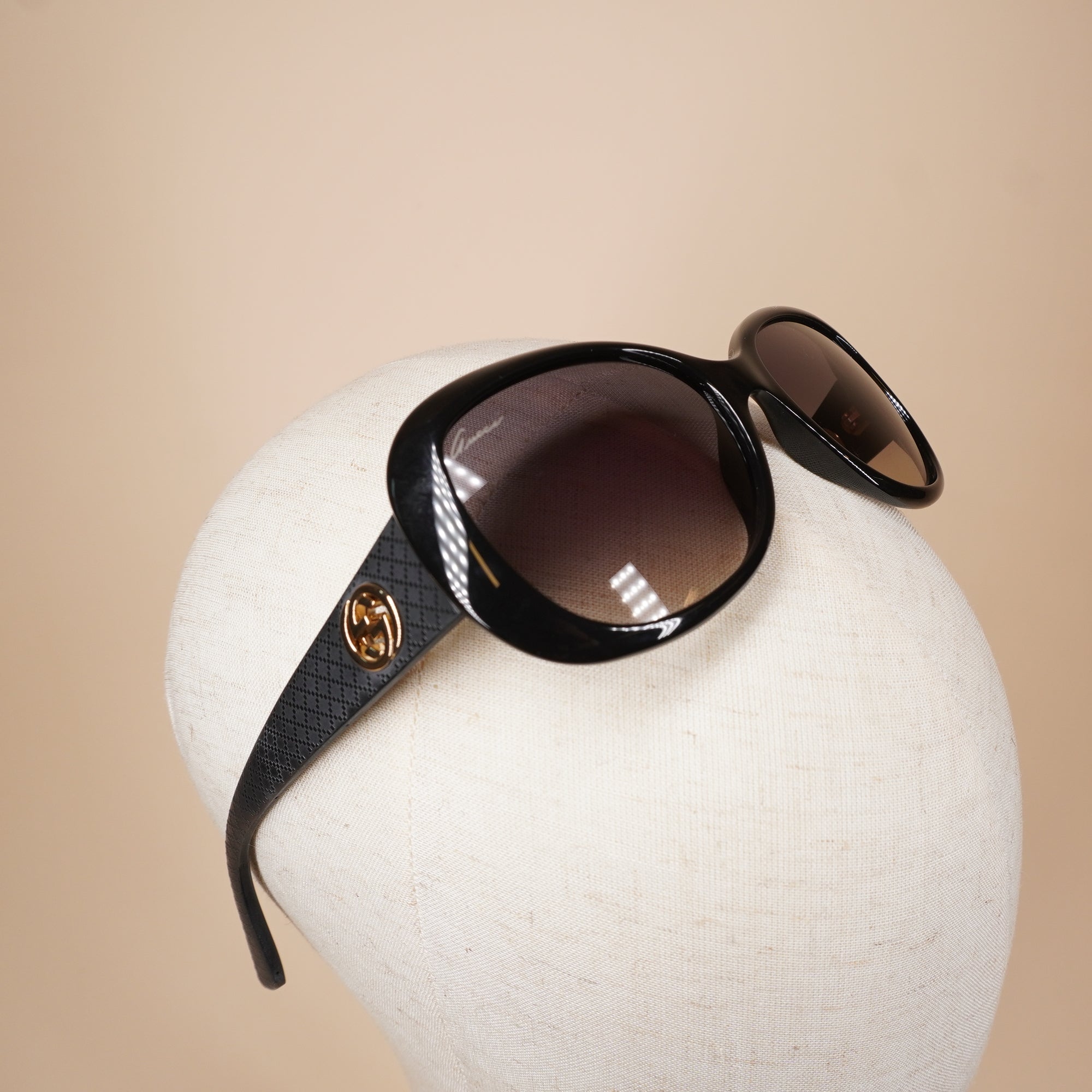 PRE-OWNED GG 3787/S Black Acetate Frame Tint Sunglasses
