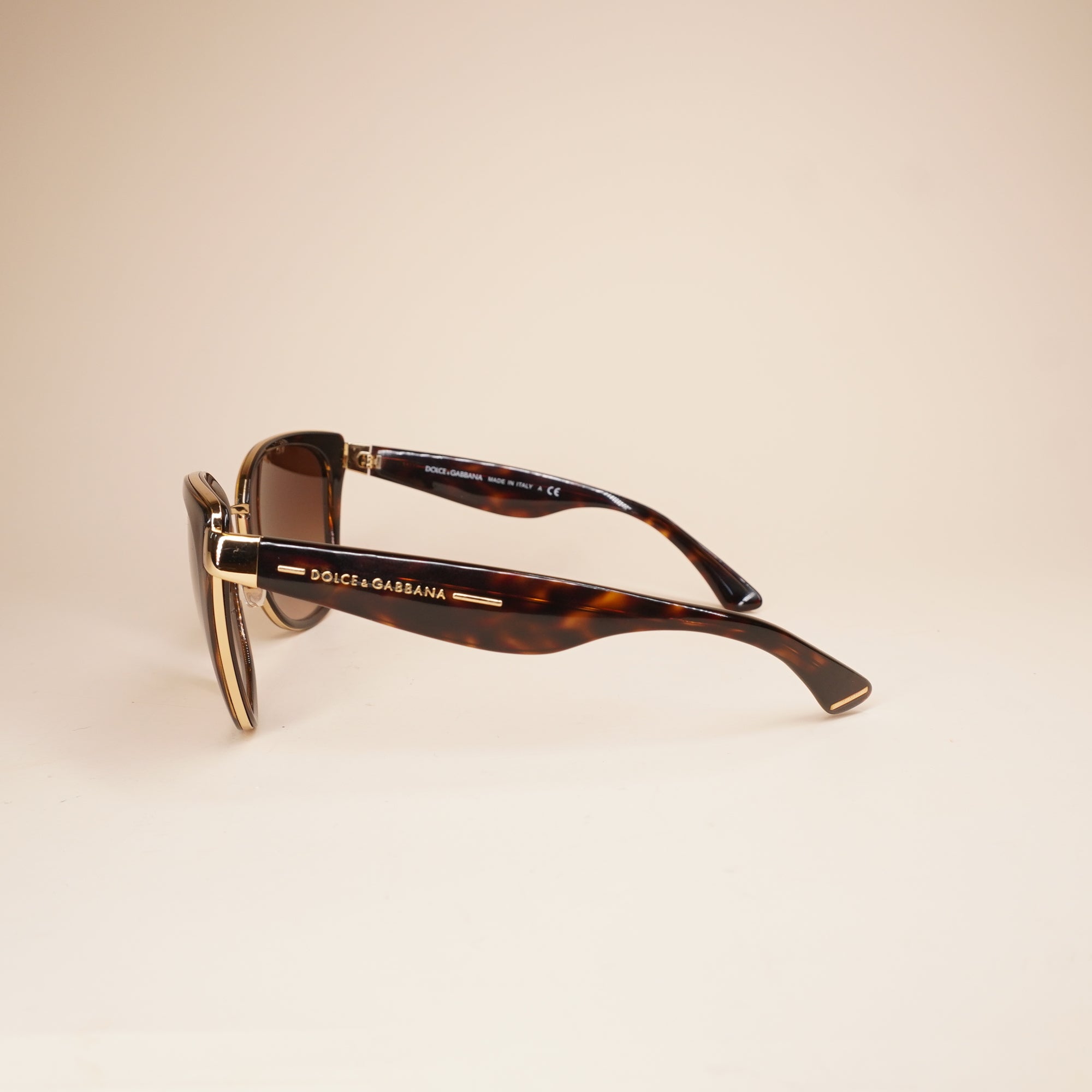 PRE-OWNED DG 2107 Tortoise Brown Sunglasses