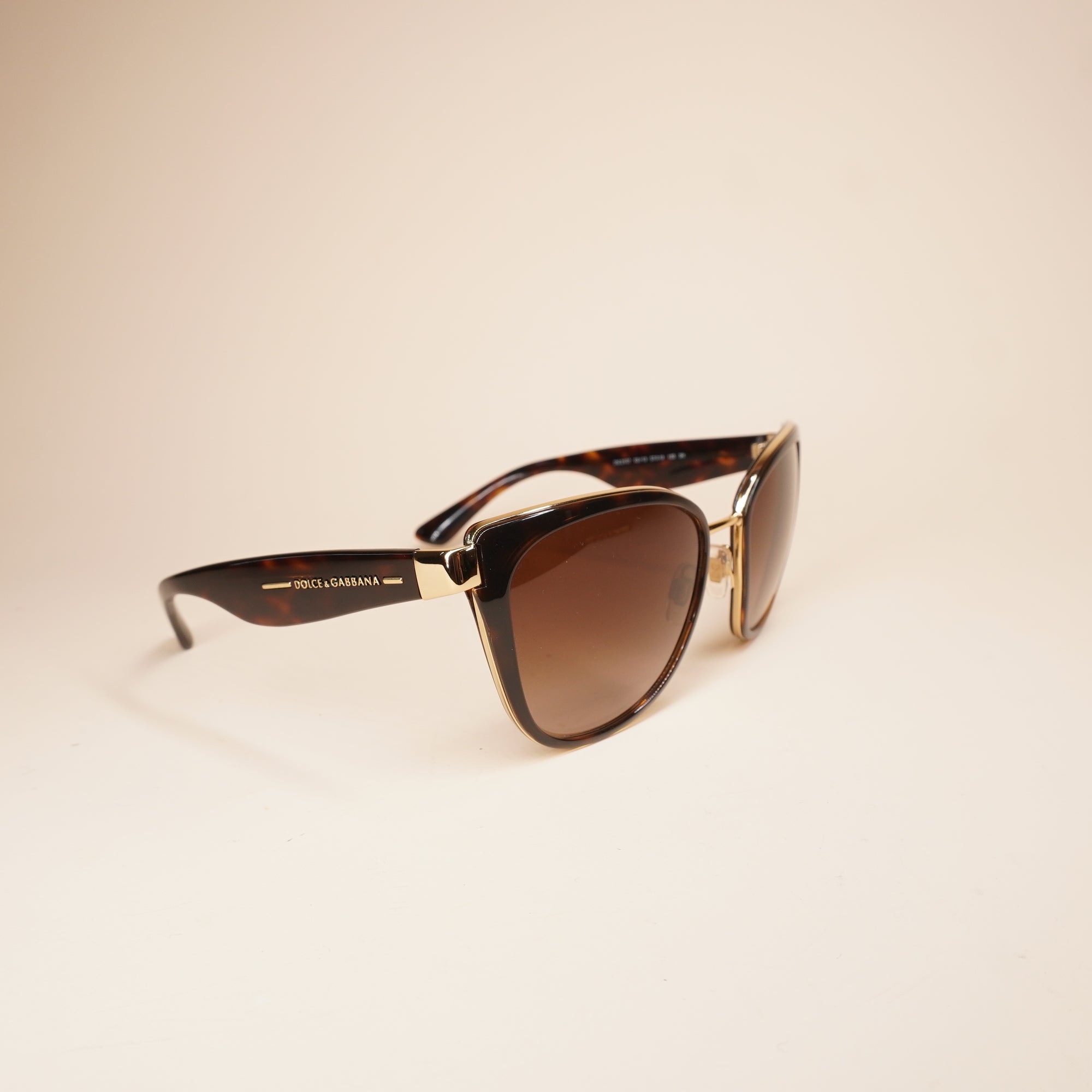 PRE-OWNED DG 2107 Tortoise Brown Sunglasses