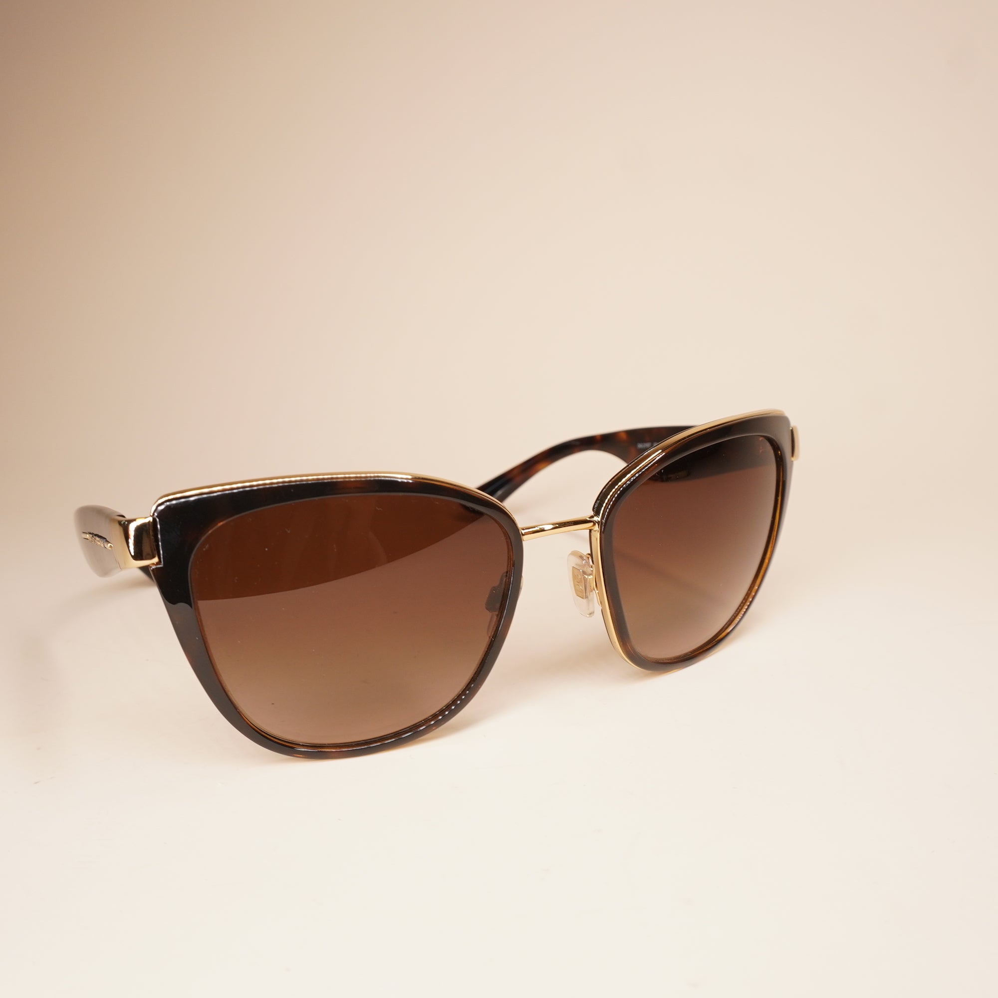 PRE-OWNED DG 2107 Tortoise Brown Sunglasses