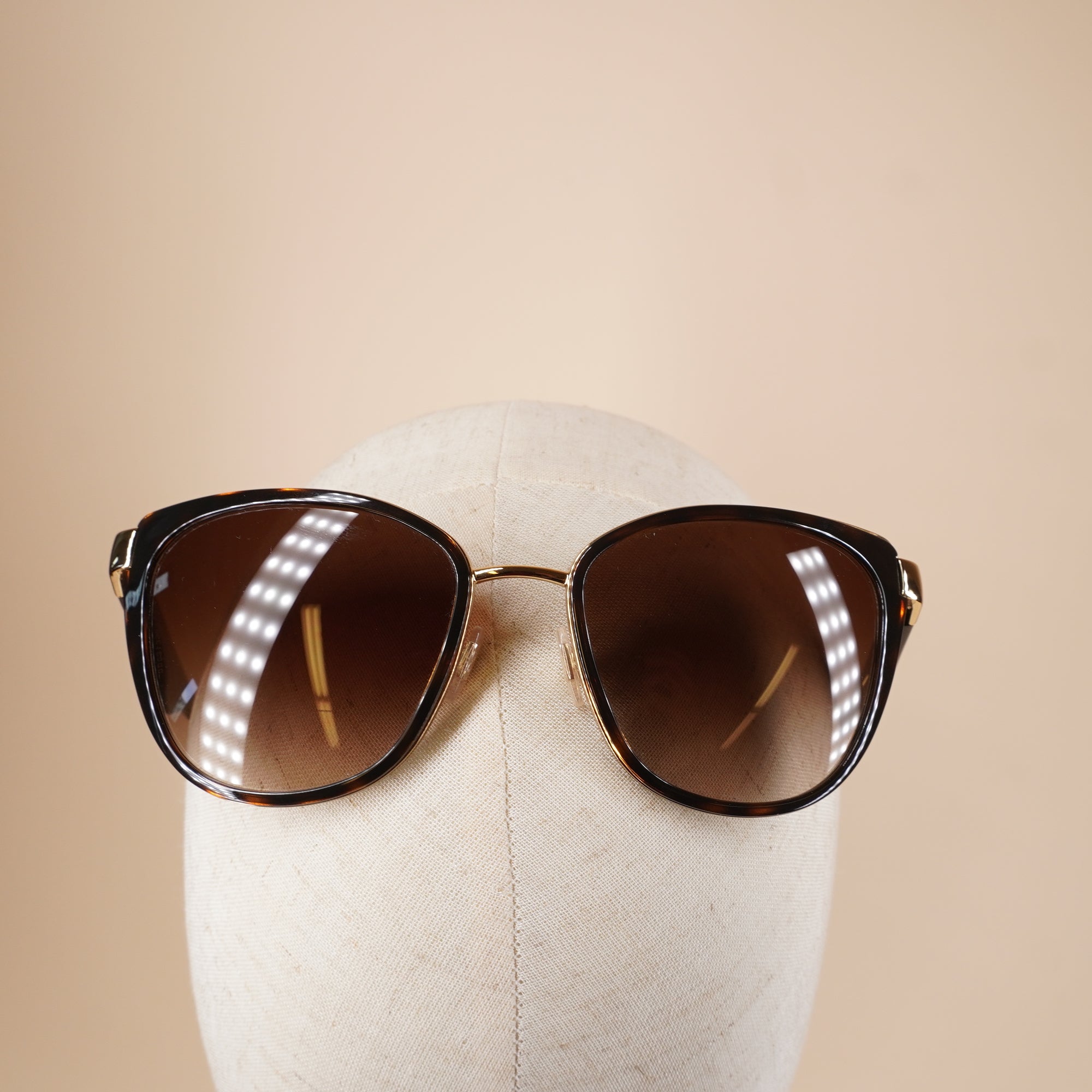 PRE-OWNED DG 2107 Tortoise Brown Sunglasses