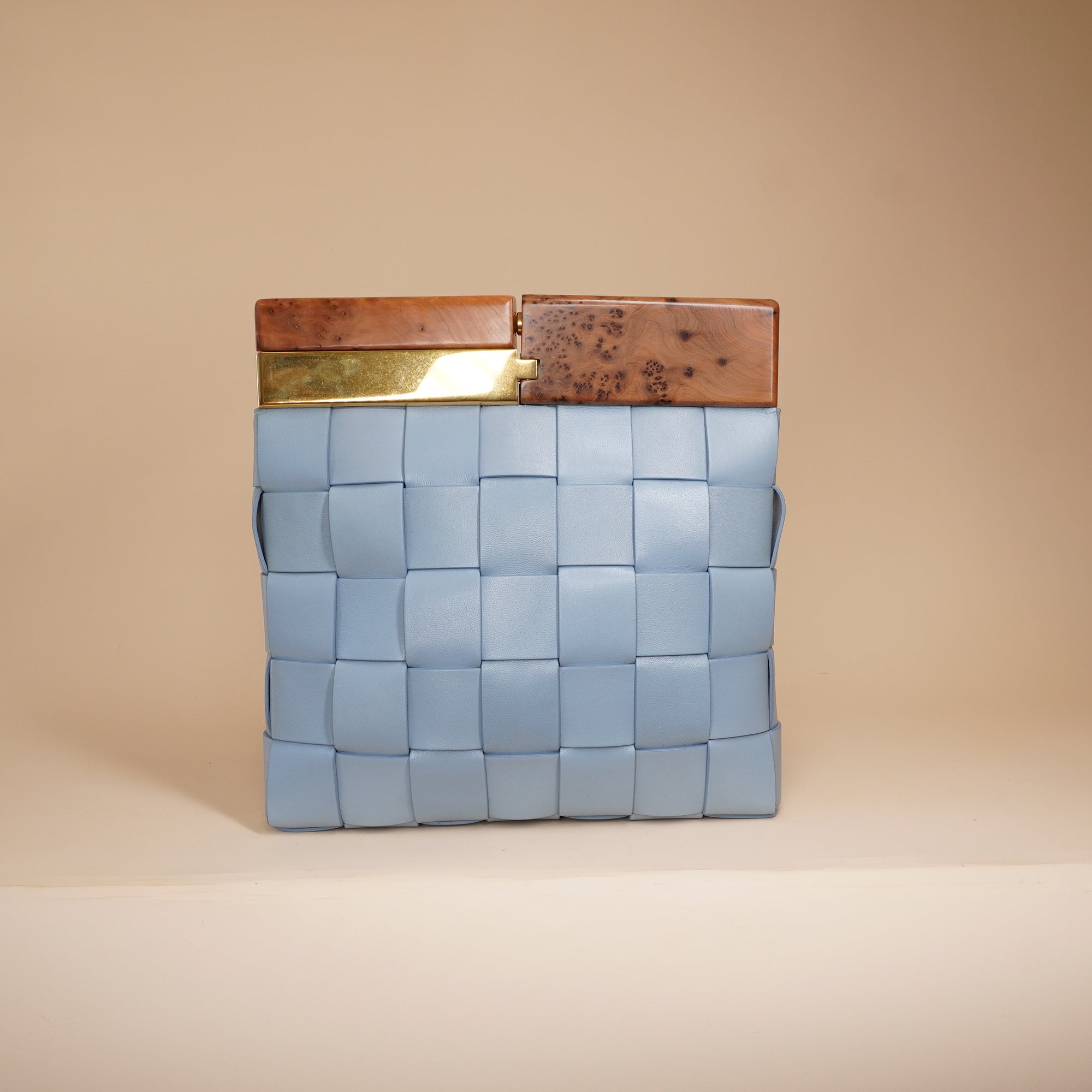 PRE-OWNED Light Blue Intrecciato Leather and Wood The Snap Clutch