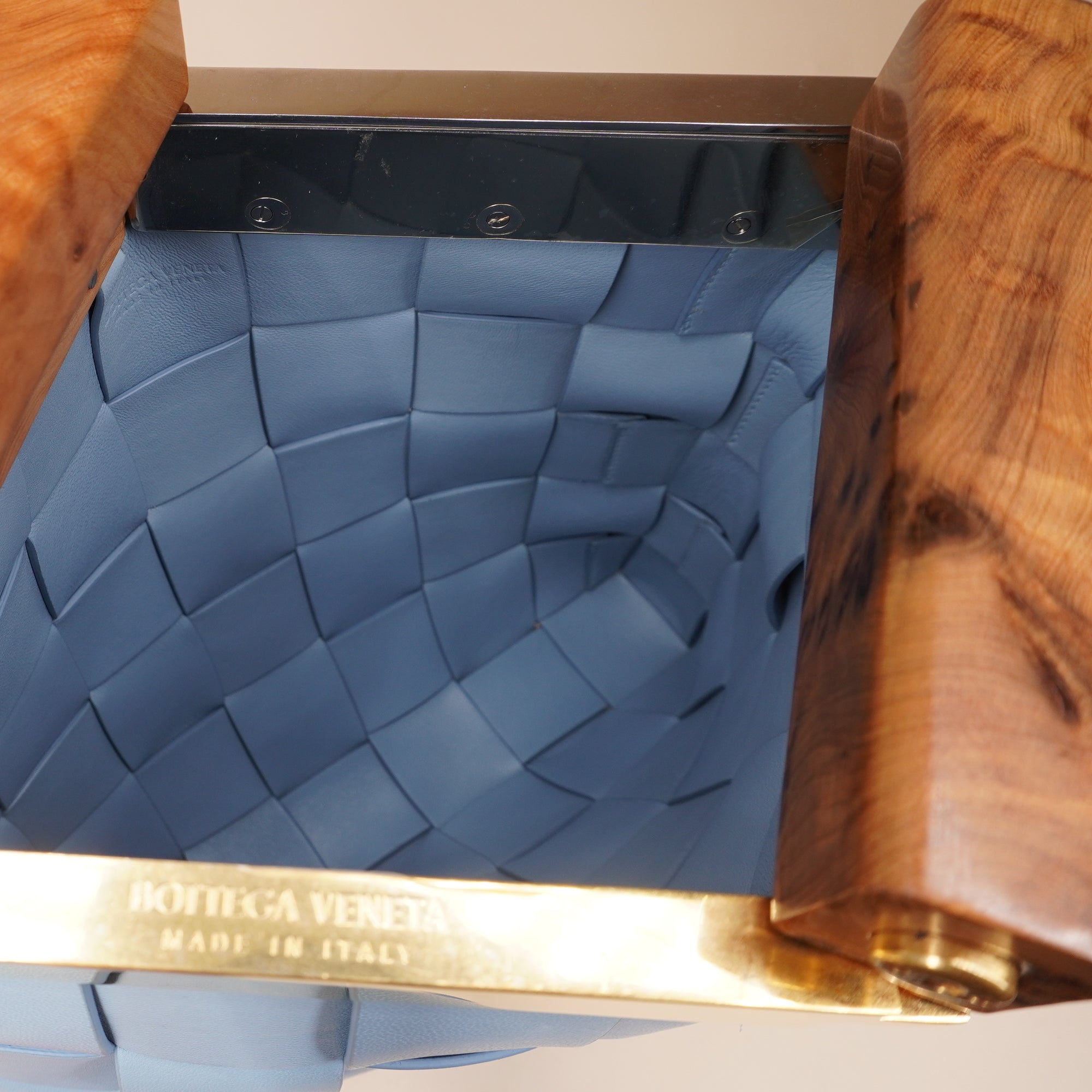 PRE-OWNED Light Blue Intrecciato Leather and Wood The Snap Clutch