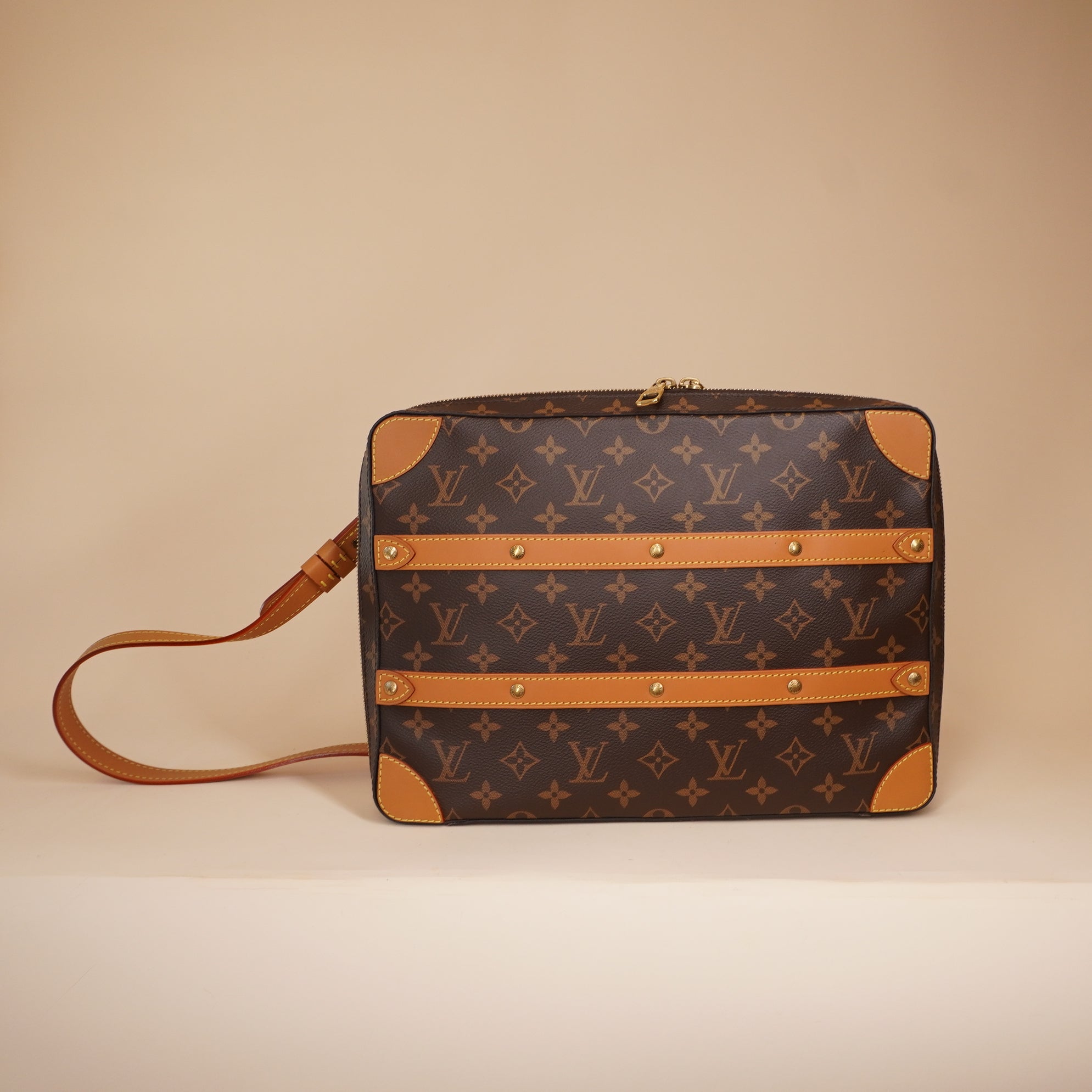 PRE-OWNED LV Monogram Soft Trunk Messenger MM