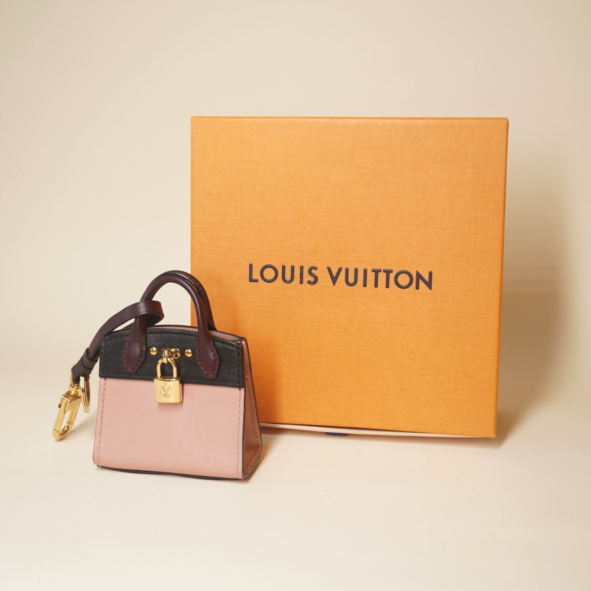 PRE-OWNED LV City Steamer Bag Charm
