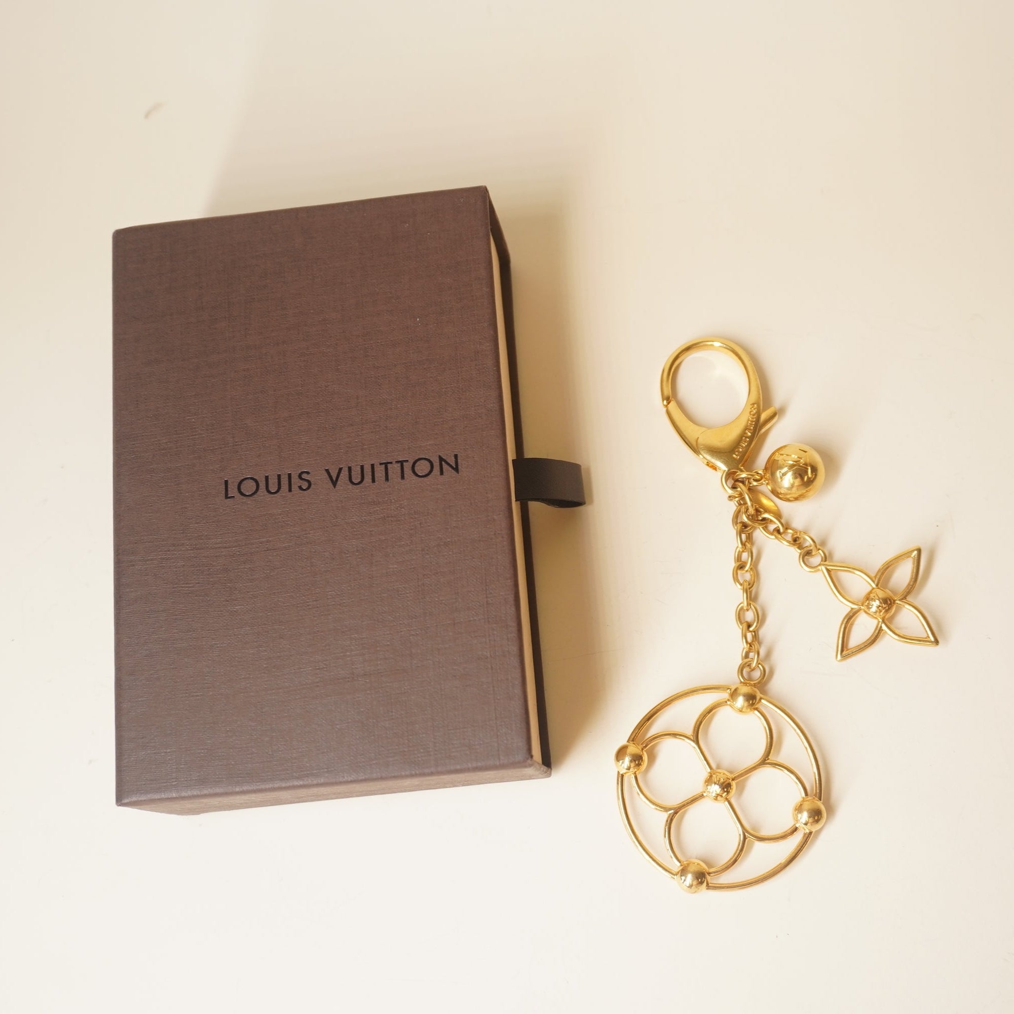 PRE-OWNED LV Gold Bloomy Bag Charm