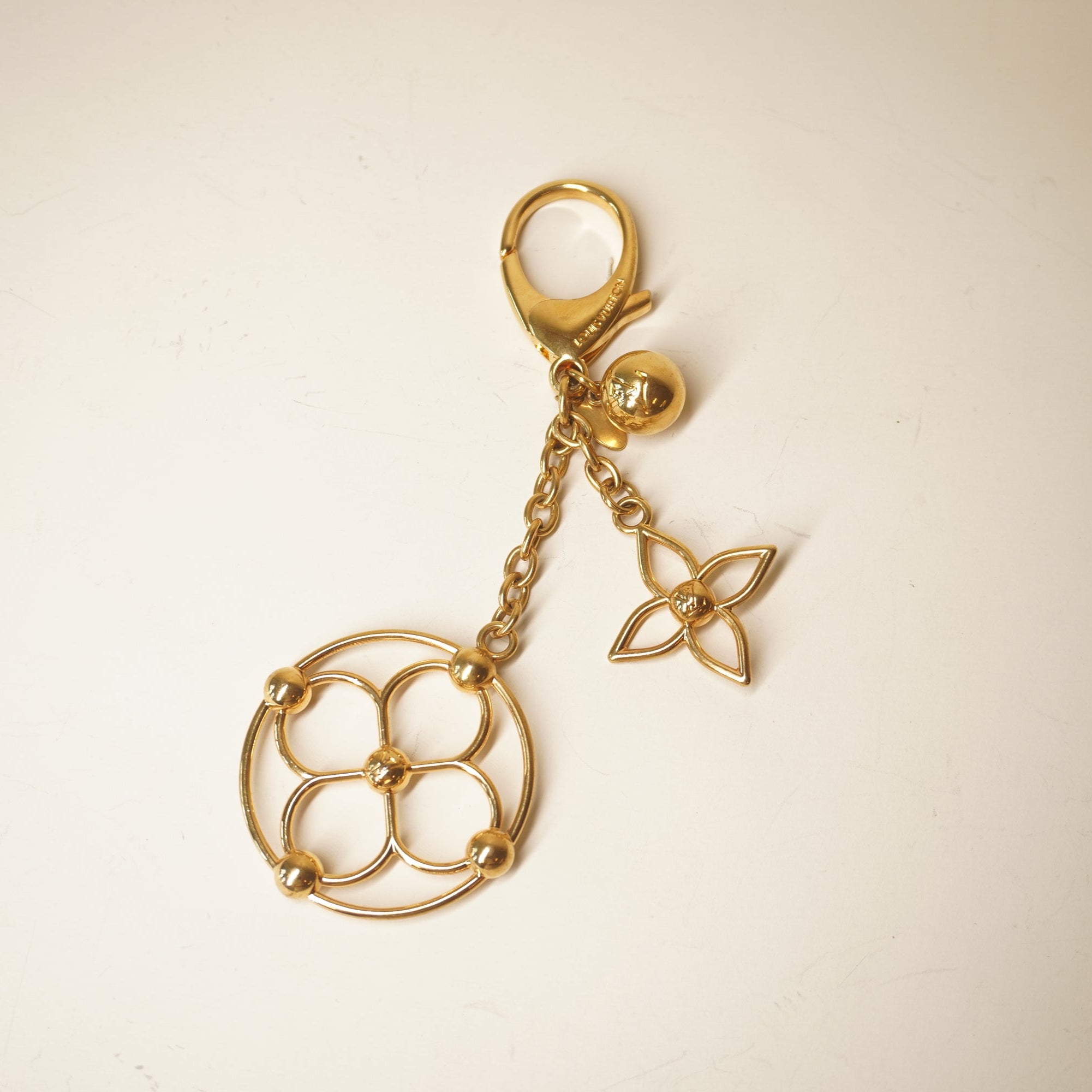 PRE-OWNED LV Gold Bloomy Bag Charm