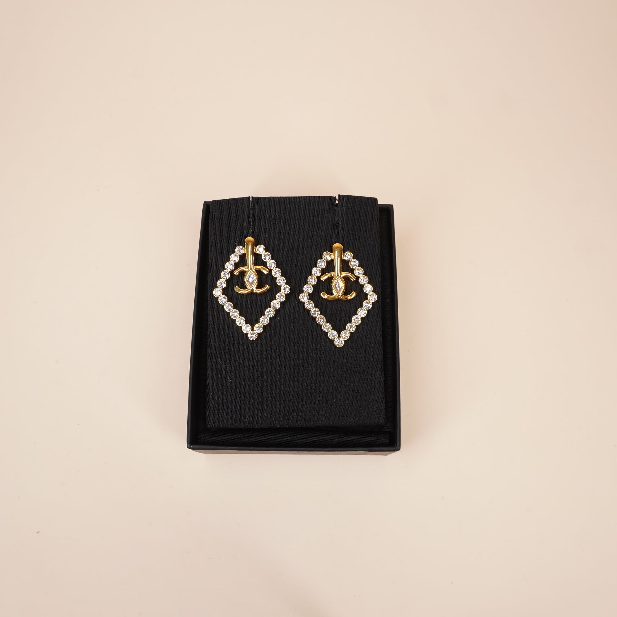 PRE-OWNED CC Strass Drop Earrings