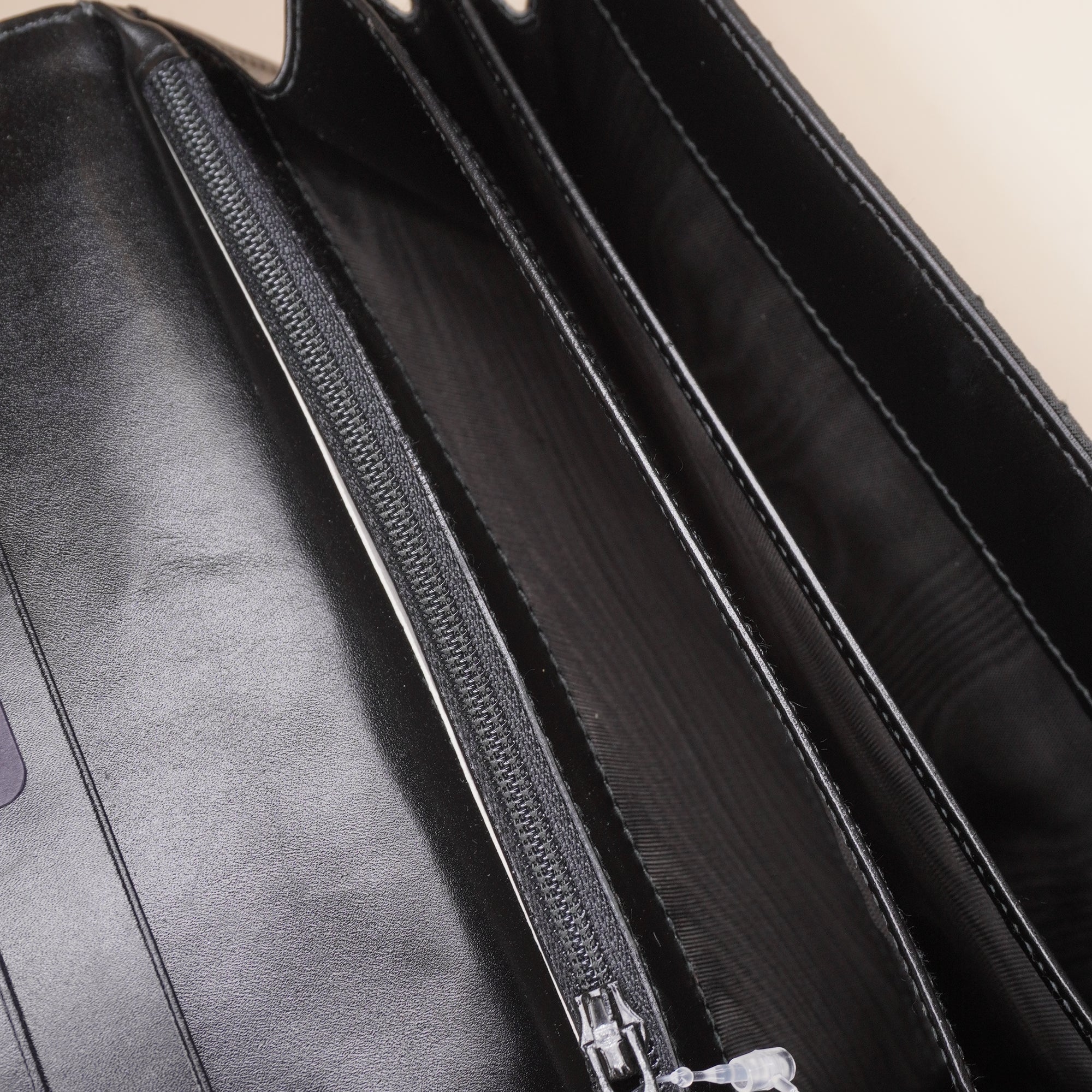 PRE-OWNED Long Wallet Nylon Quilted Triangle Logo Black