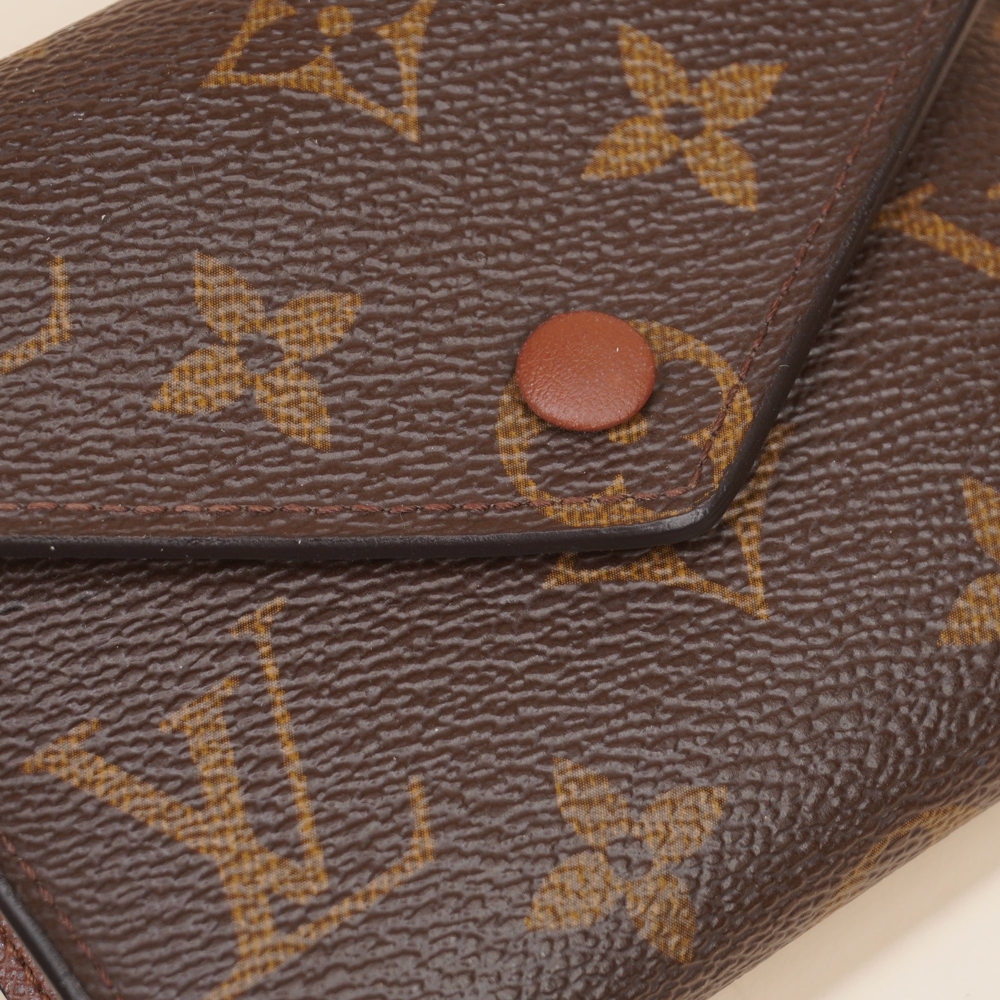 PRE-OWNED LV Monogram Victorine Wallet Brown