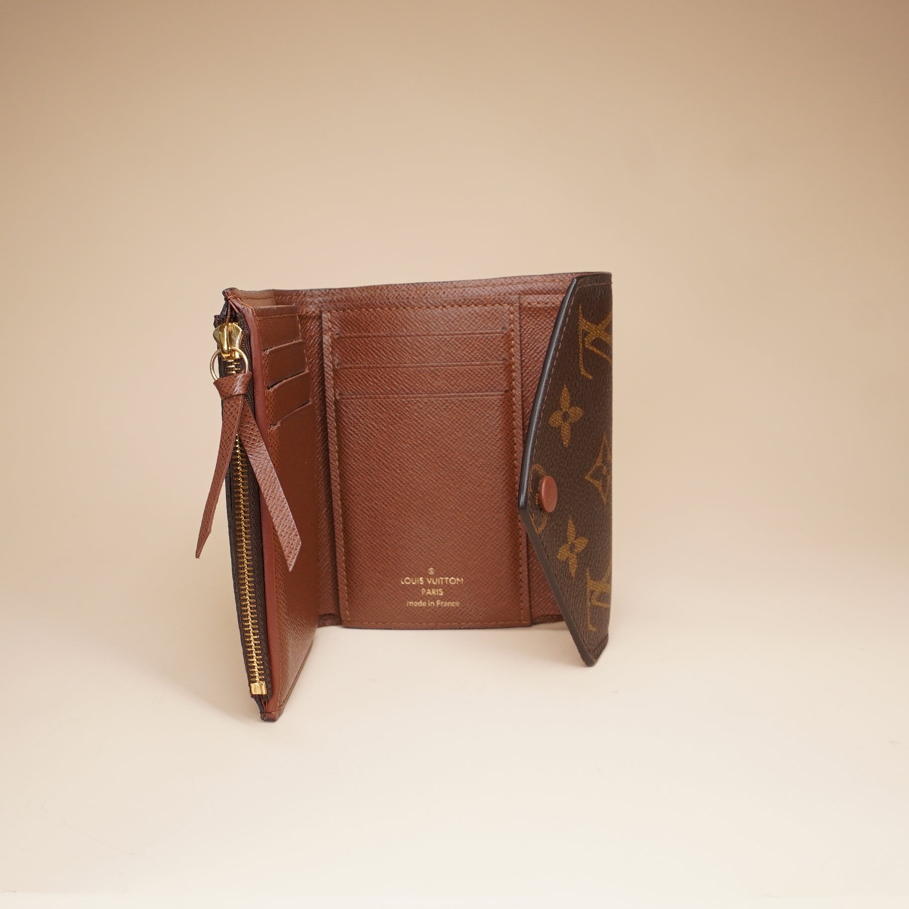 PRE-OWNED LV Monogram Victorine Wallet Brown