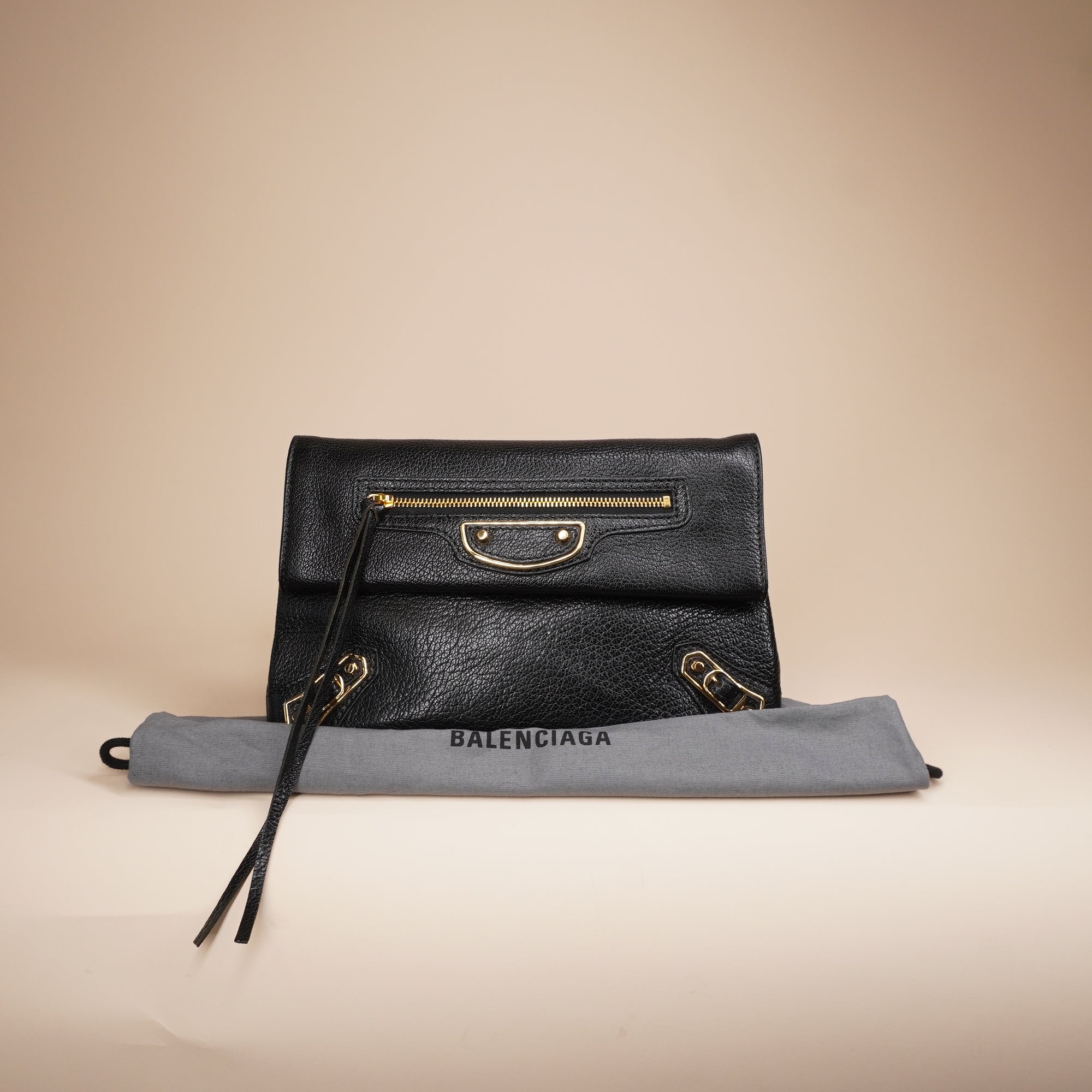 PRE-OWNED Chevre Gold Metallic Edge Hardware Envelope Clutch Black